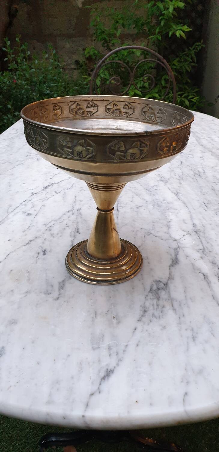 Brass fruit bowl