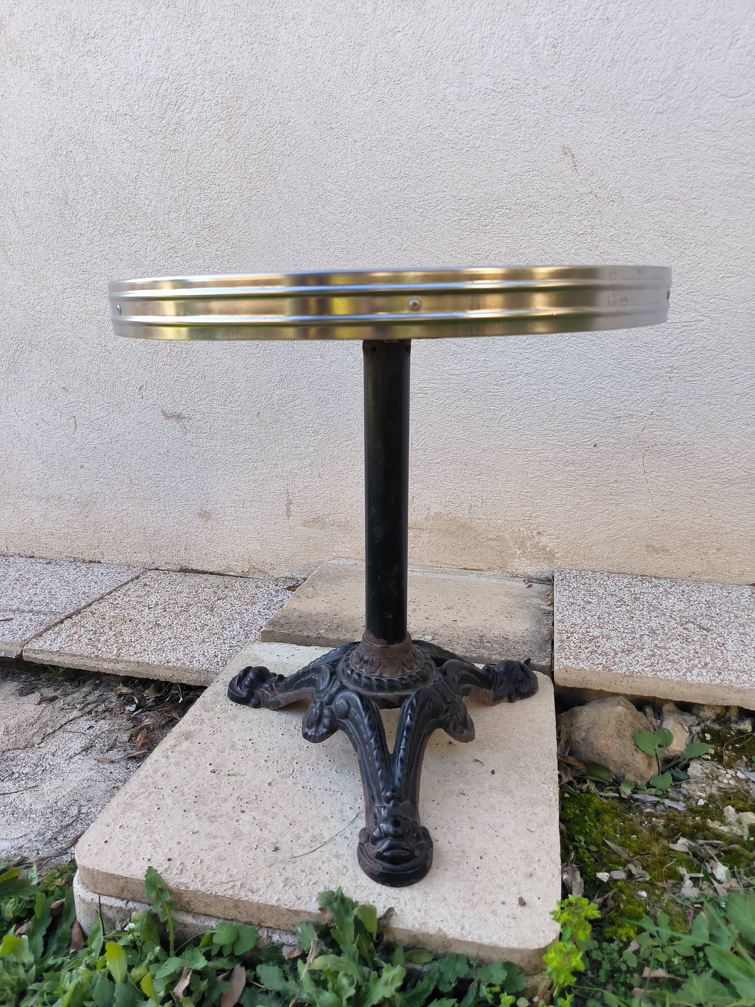 Vintage cast iron pedestal bistro table