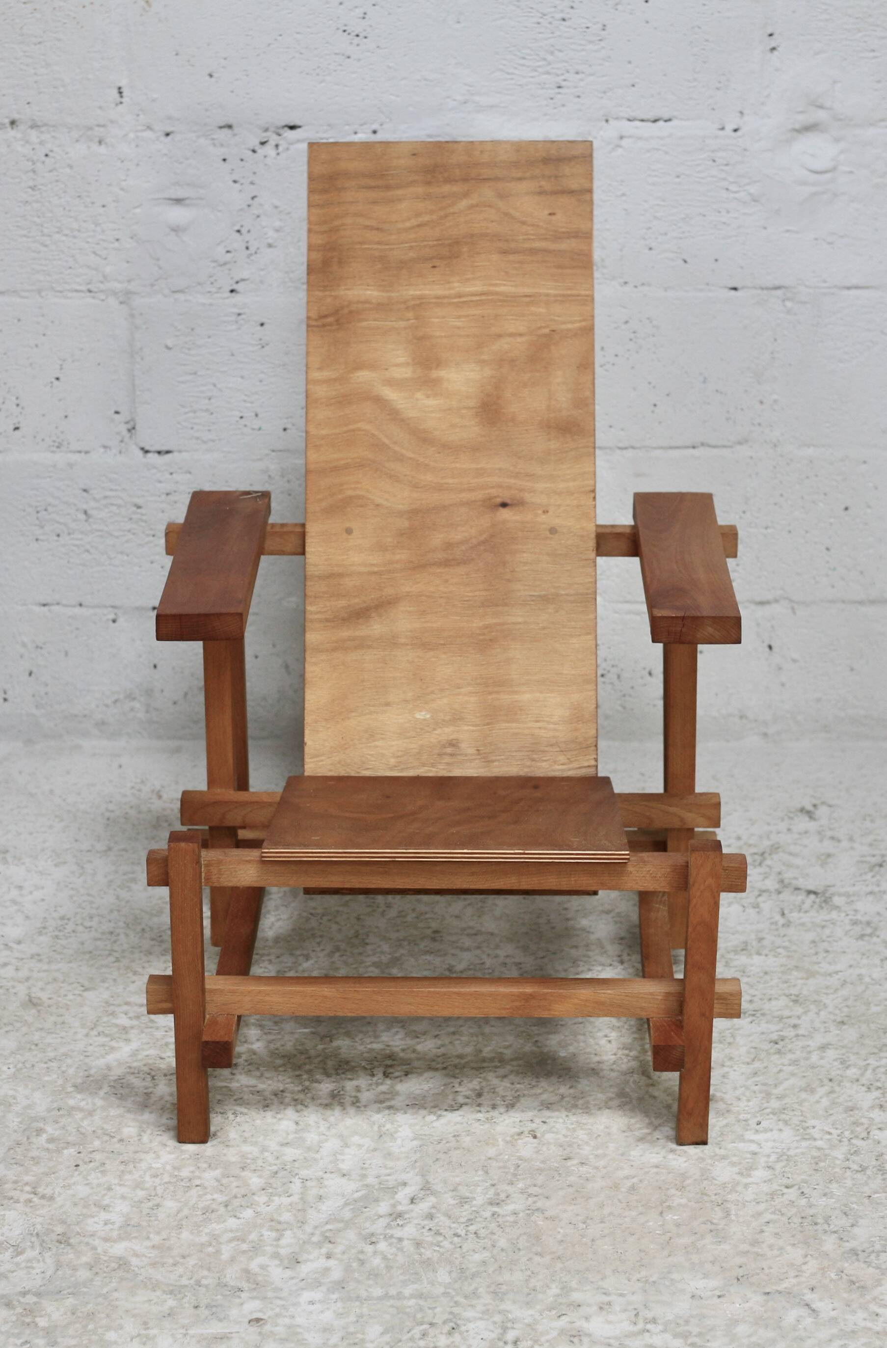 Fauteuil d'après Gerrit Rietveld. Circa 1970