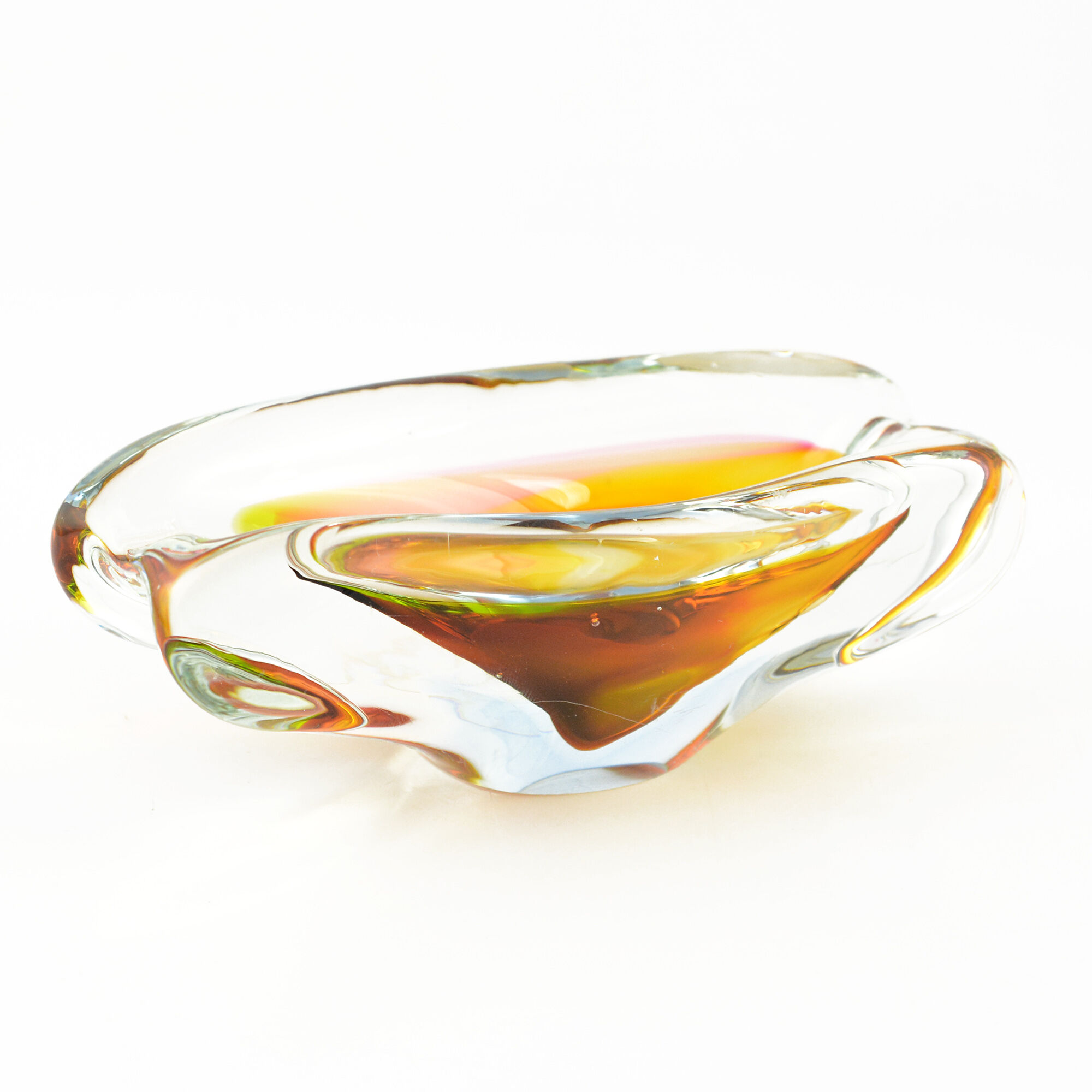 Organic ashtray designed by M. Velíšková, Czechoslovakia of the 1960s