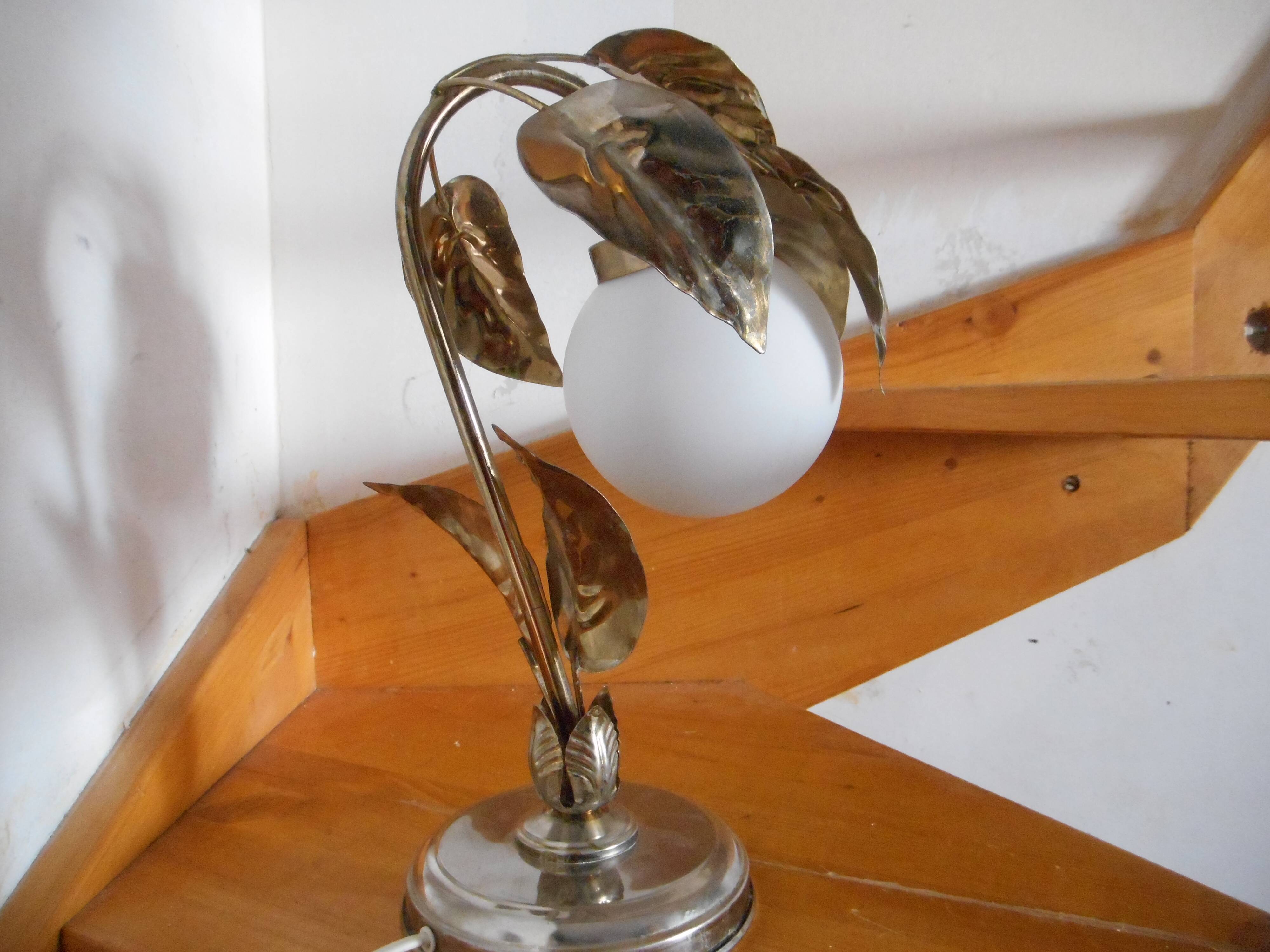 lampe fleur laiton et opaline