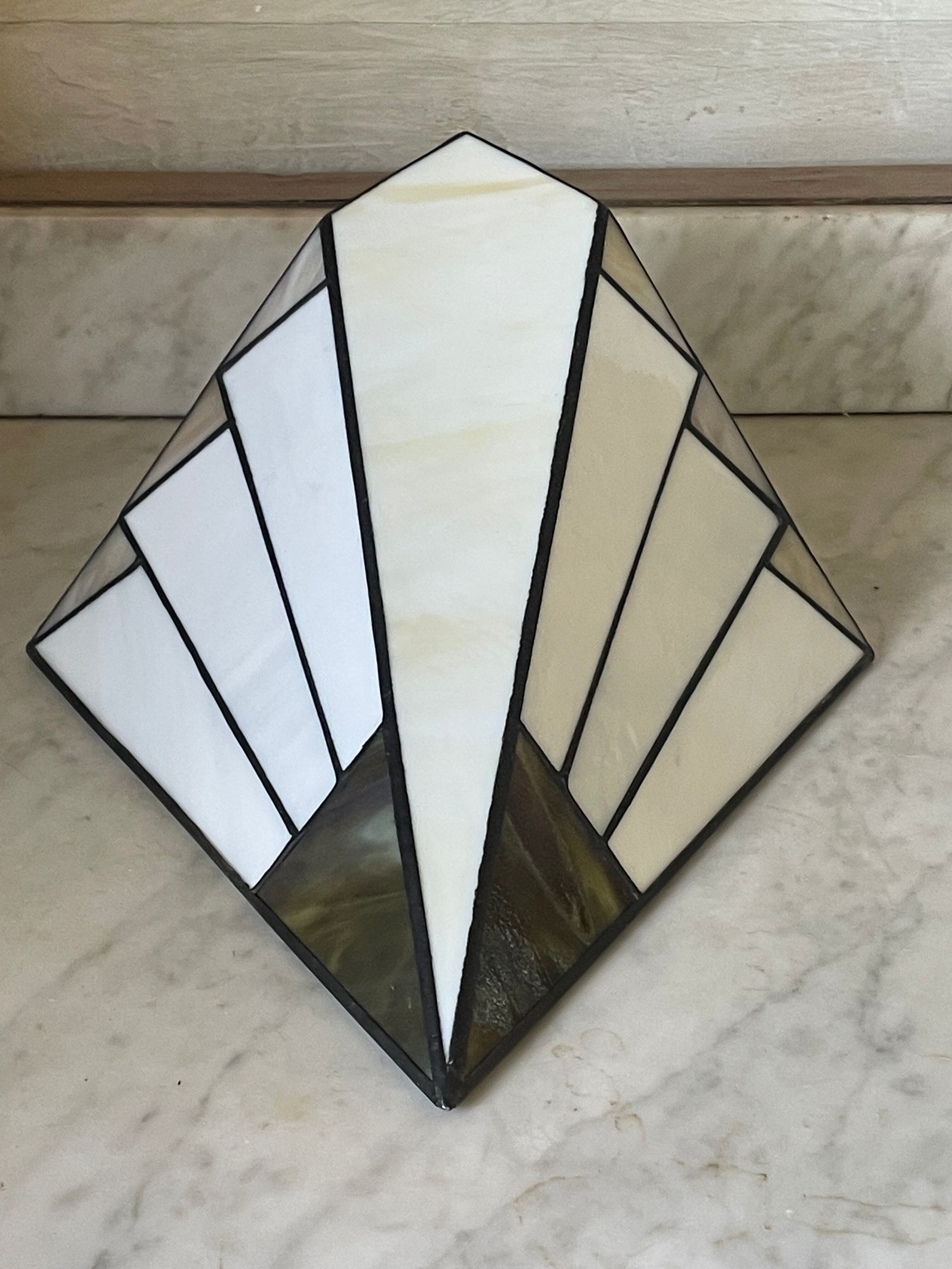 Vintage Tiffany style wall lamp