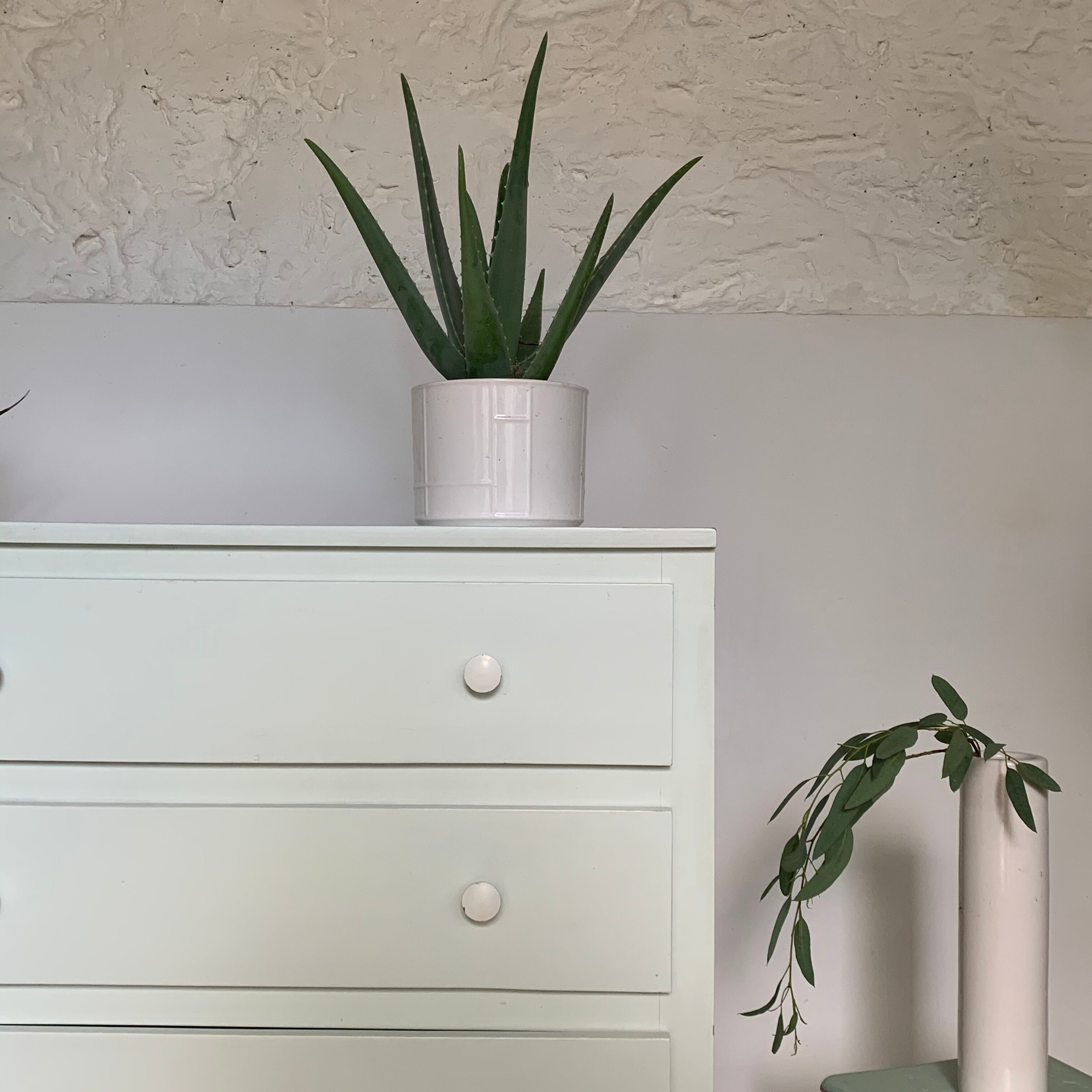 Commode vintage vert menthe