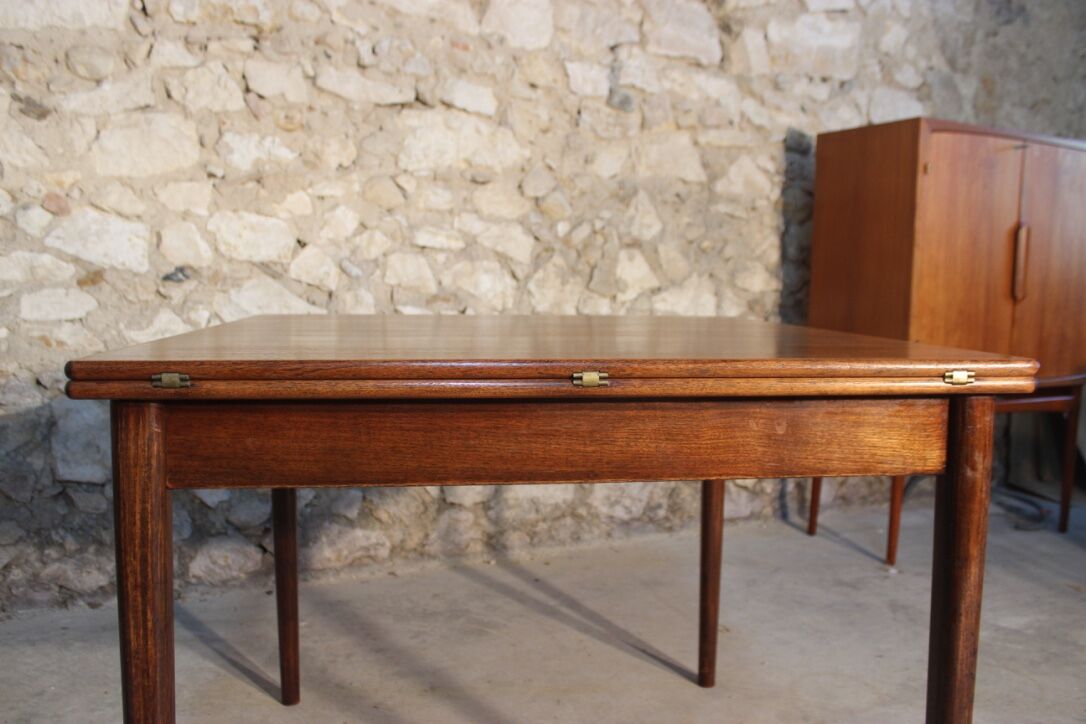 Extendable dining table "flip-top"/"wallet" Scandinavian vintage teak by Nils Jonsson for TROEDS
