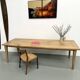 Grande table de salle à manger en chêne massif, au format XXL.