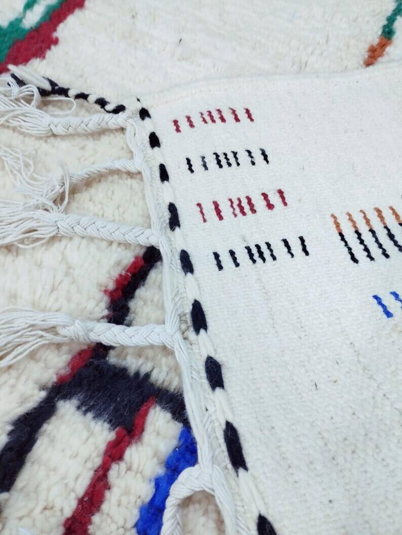 Tapis marocain bérbere en laine 250cmx 150cm
