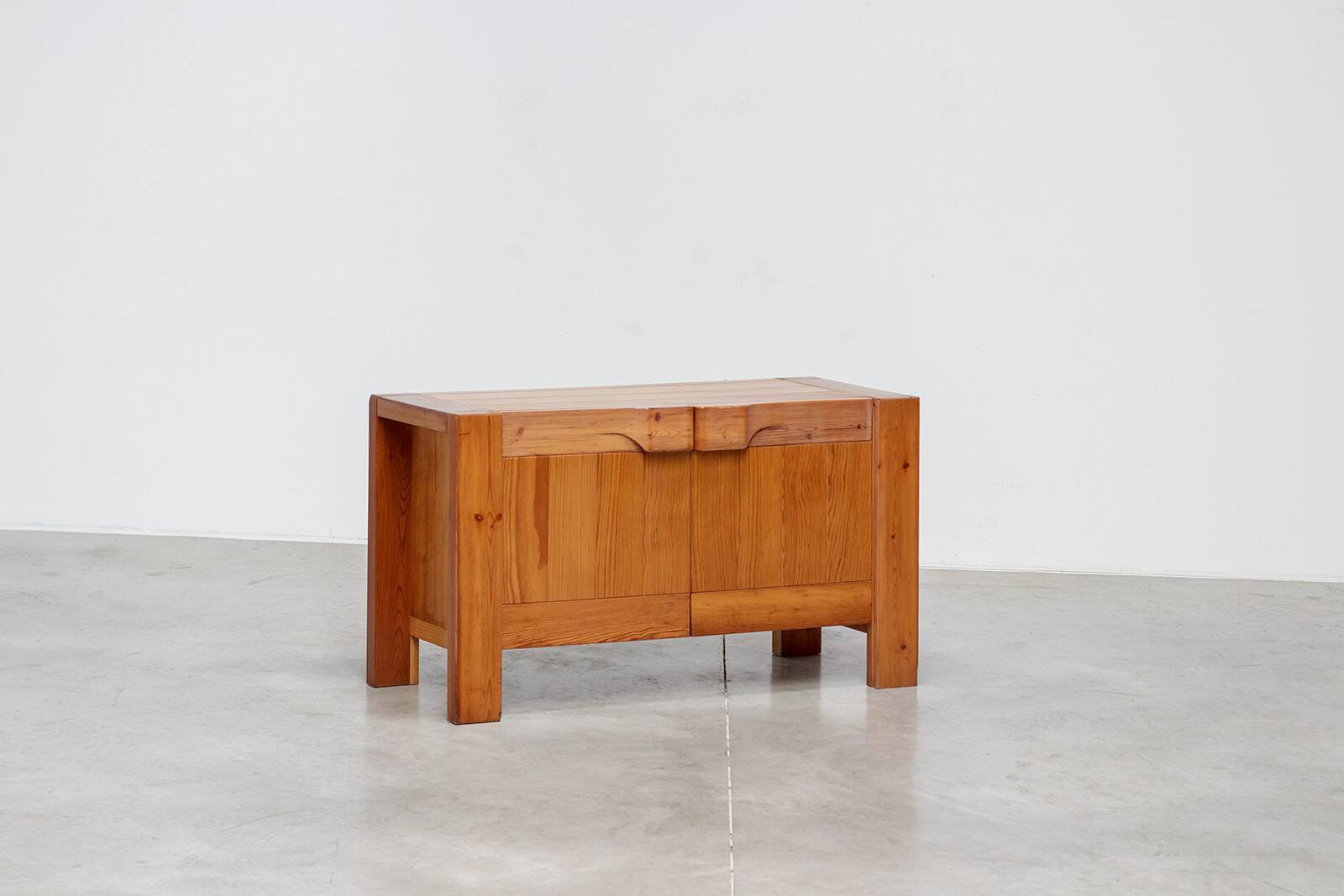 Maison Regain sideboard by Roland Haeusler