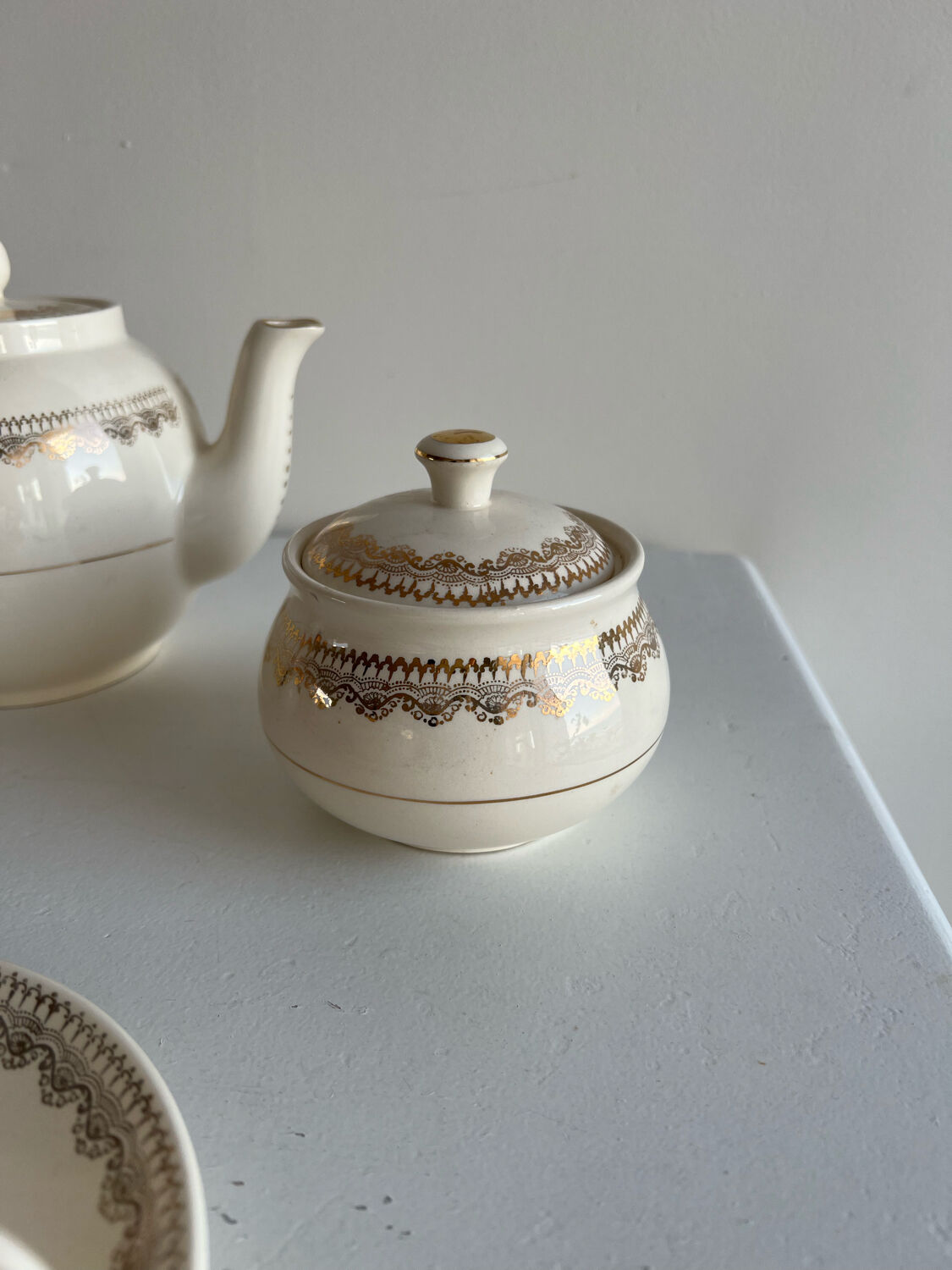 Villeroy and Boch tea set