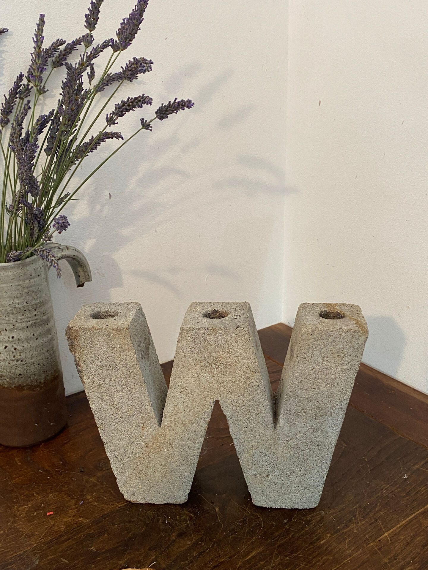 Three-light chandelier in cellular concrete