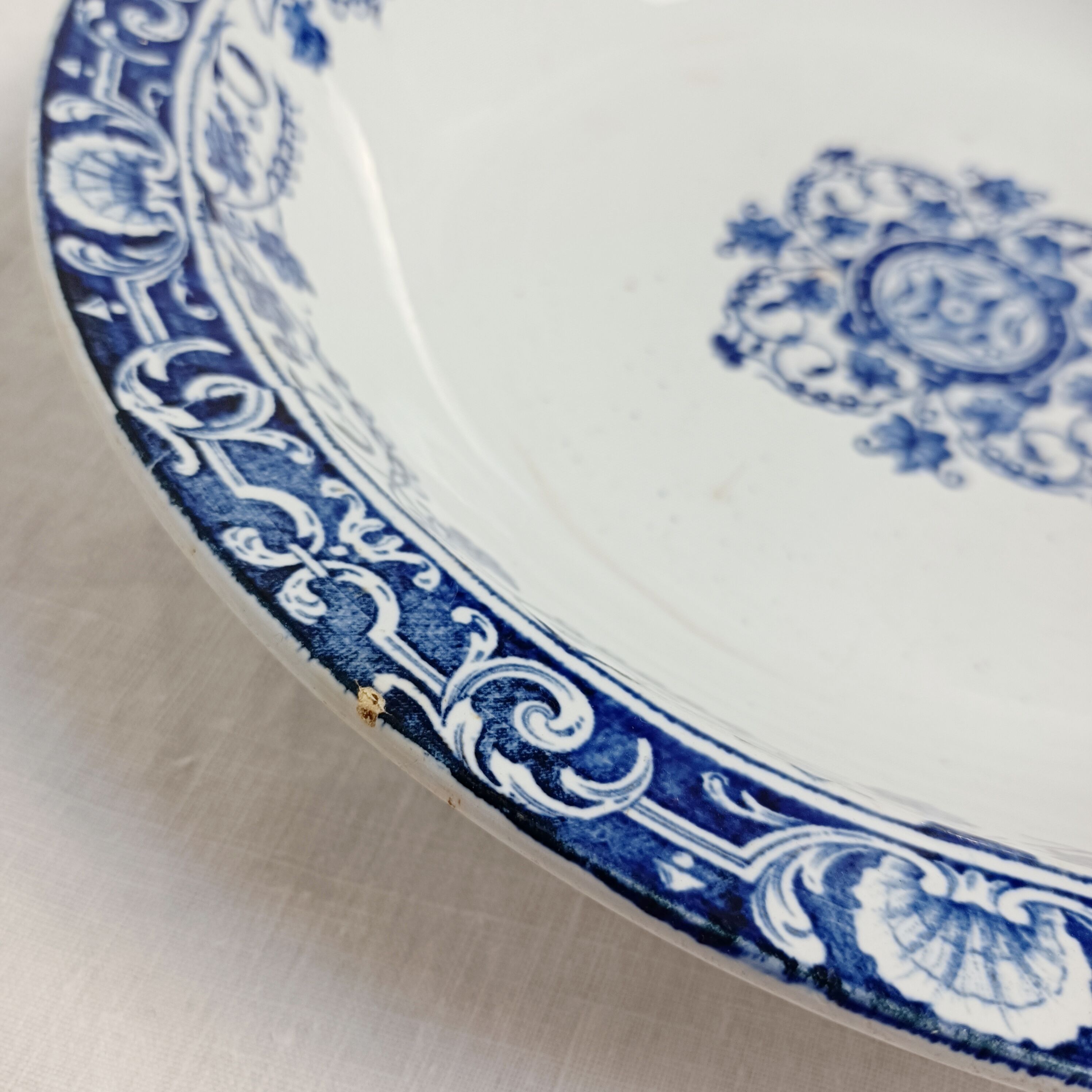 Large round and hollow dish Longwy Louis XV