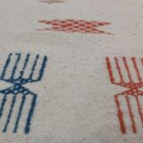 Tapis blanc à motifs berbères multicolores fait main