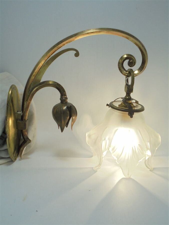Wall lamp