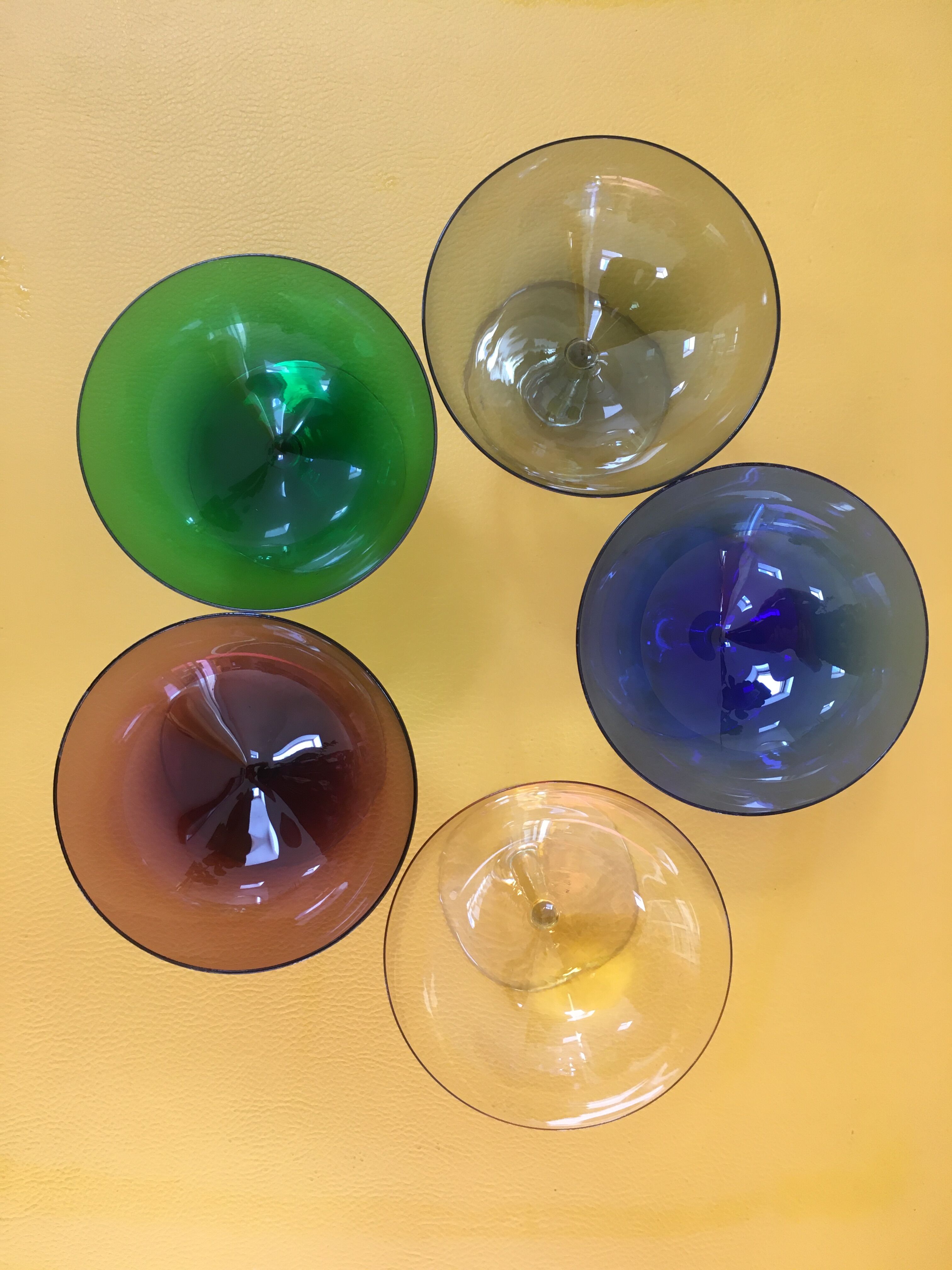 Suite of 5 Italian champagne glasses 1960
