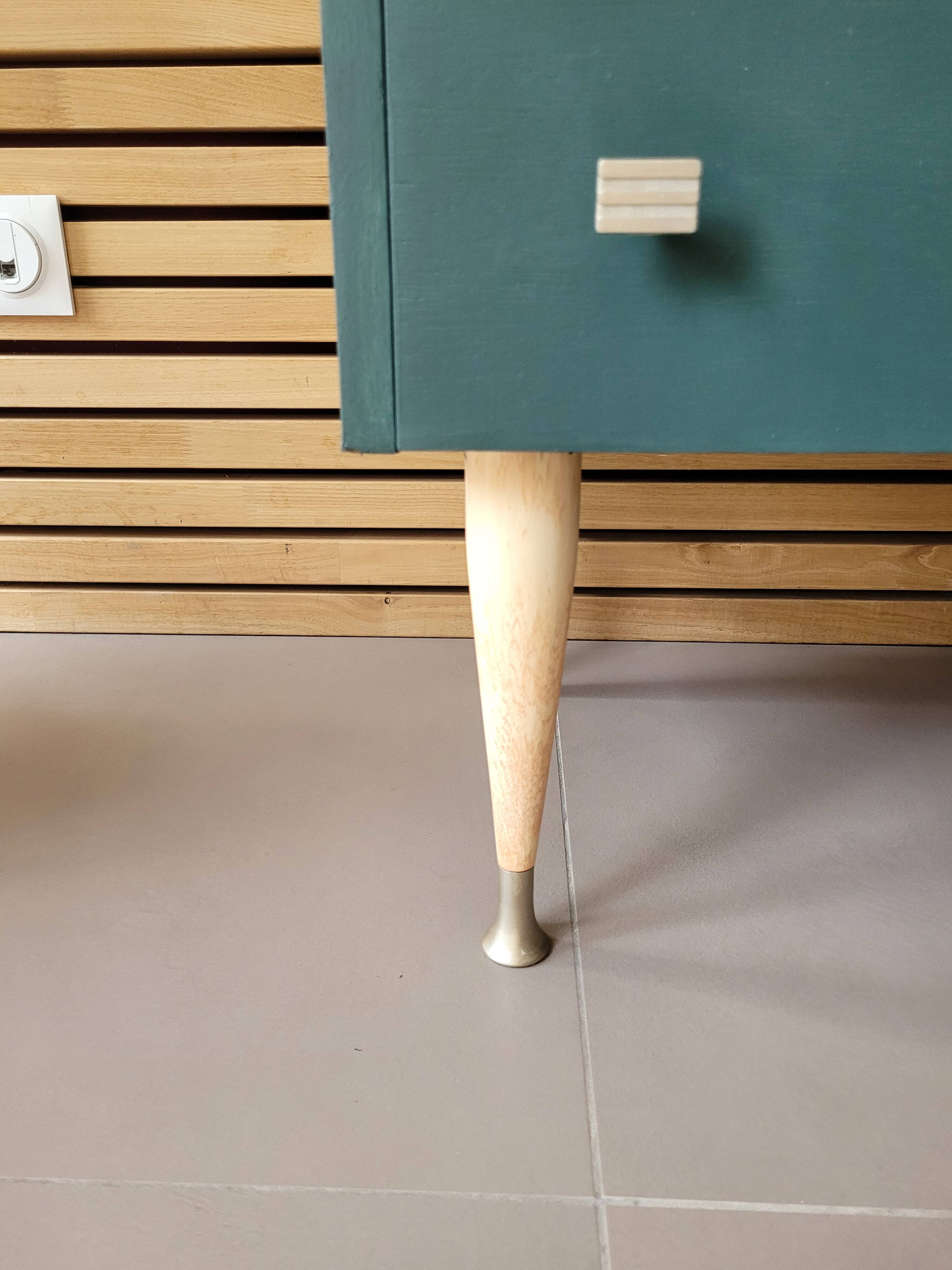 Commode vintage années 60 pieds fuseaux