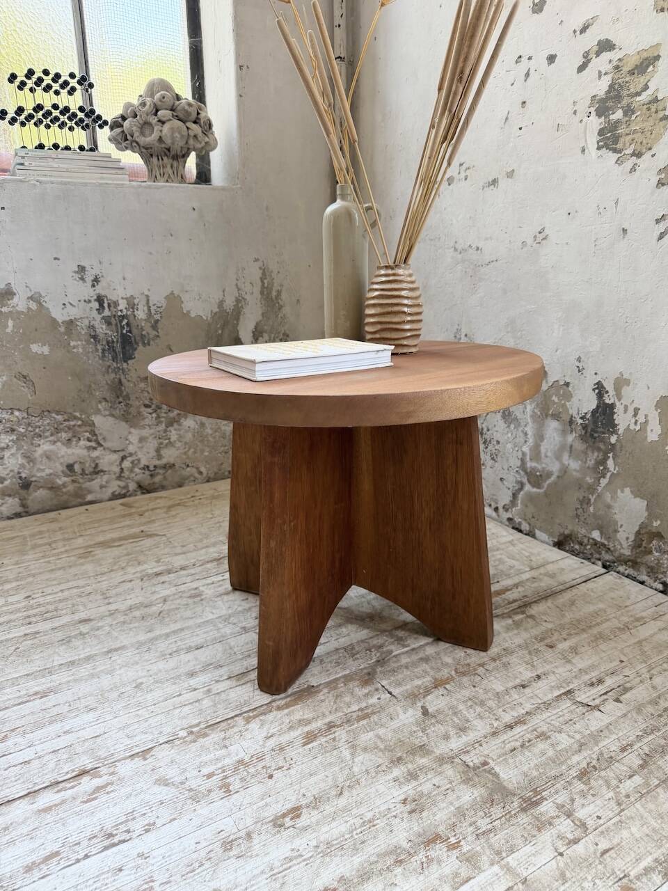 Constructivist gueridon 1950 mahogany