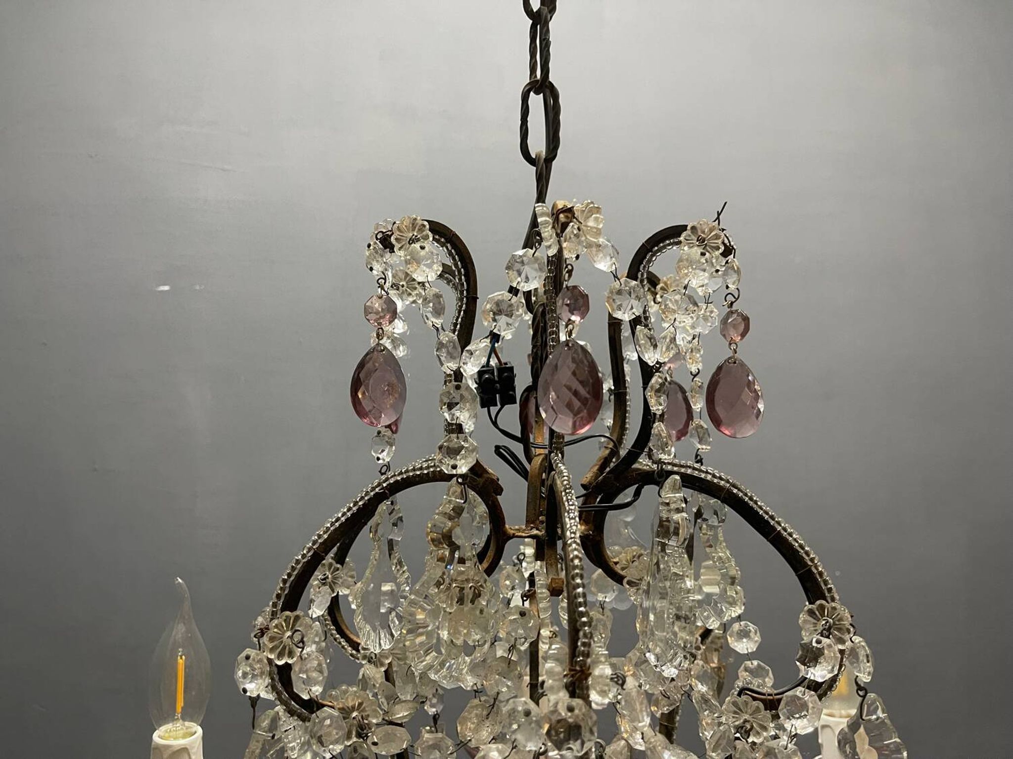 Vintage Italian Crystal Beaded Chandelier with Lilac Glass Bobeches, 1