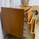 Commode à ailettes