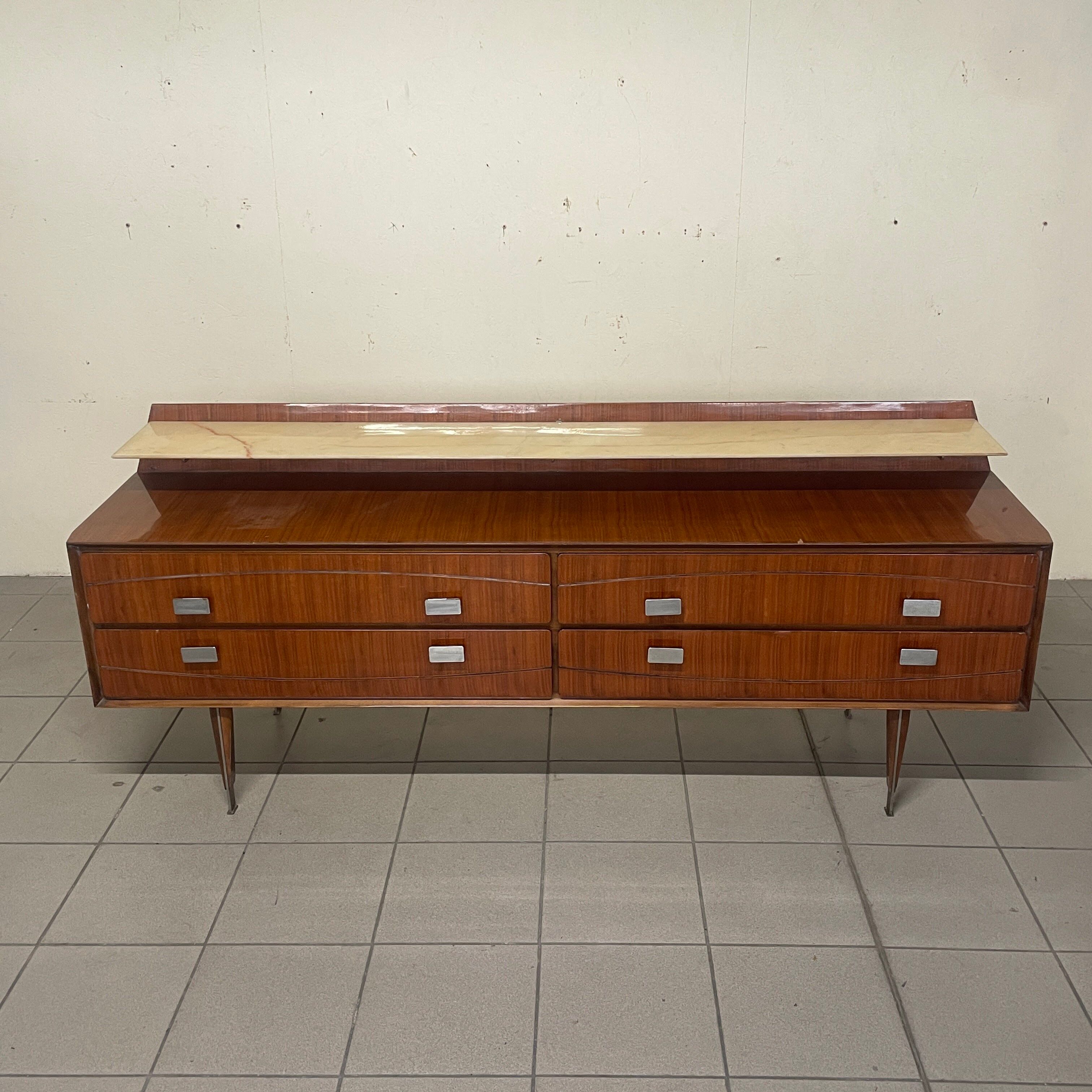 Sideboard anni '50 in legno e mensola in marmo
