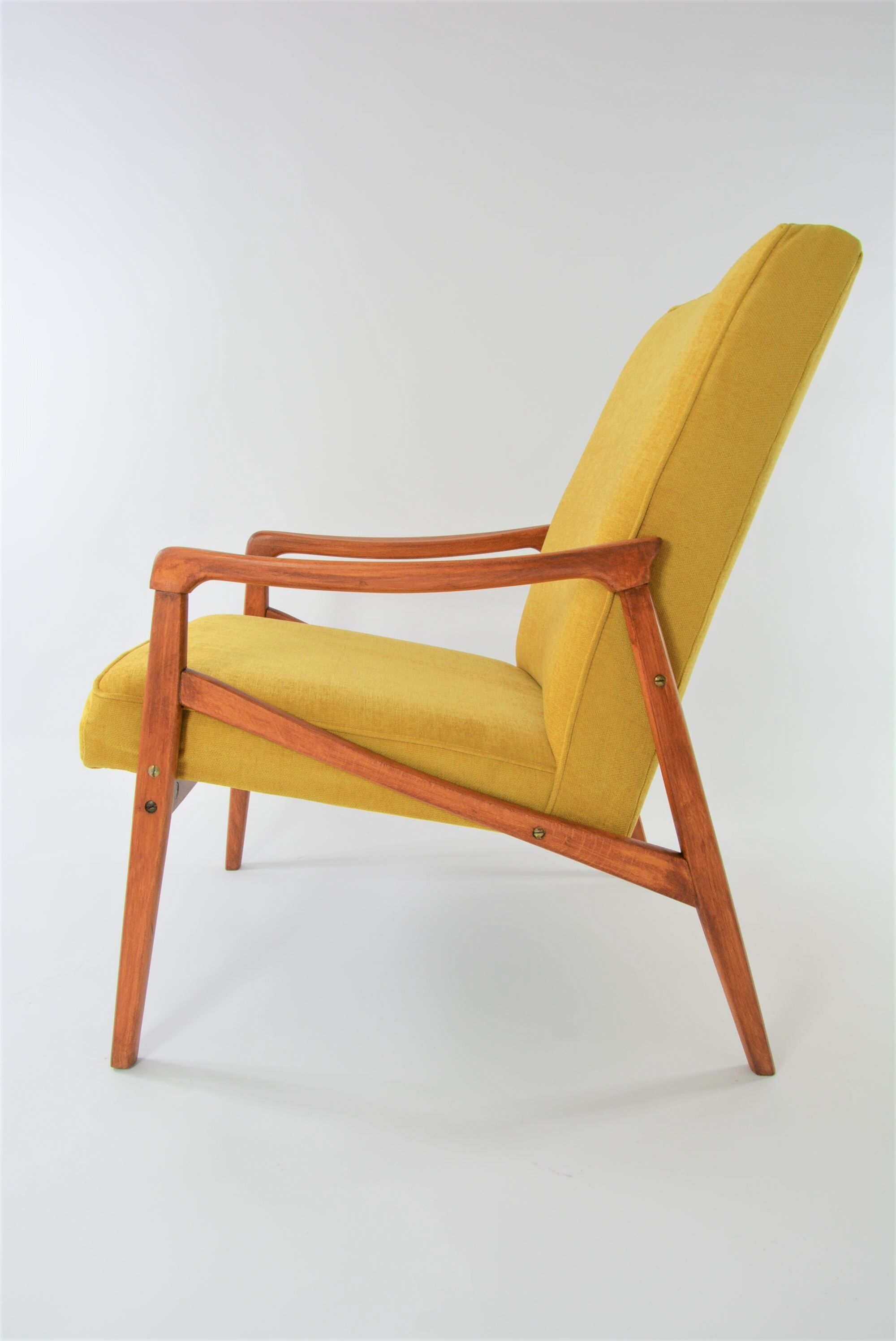 Yellow pen armchair