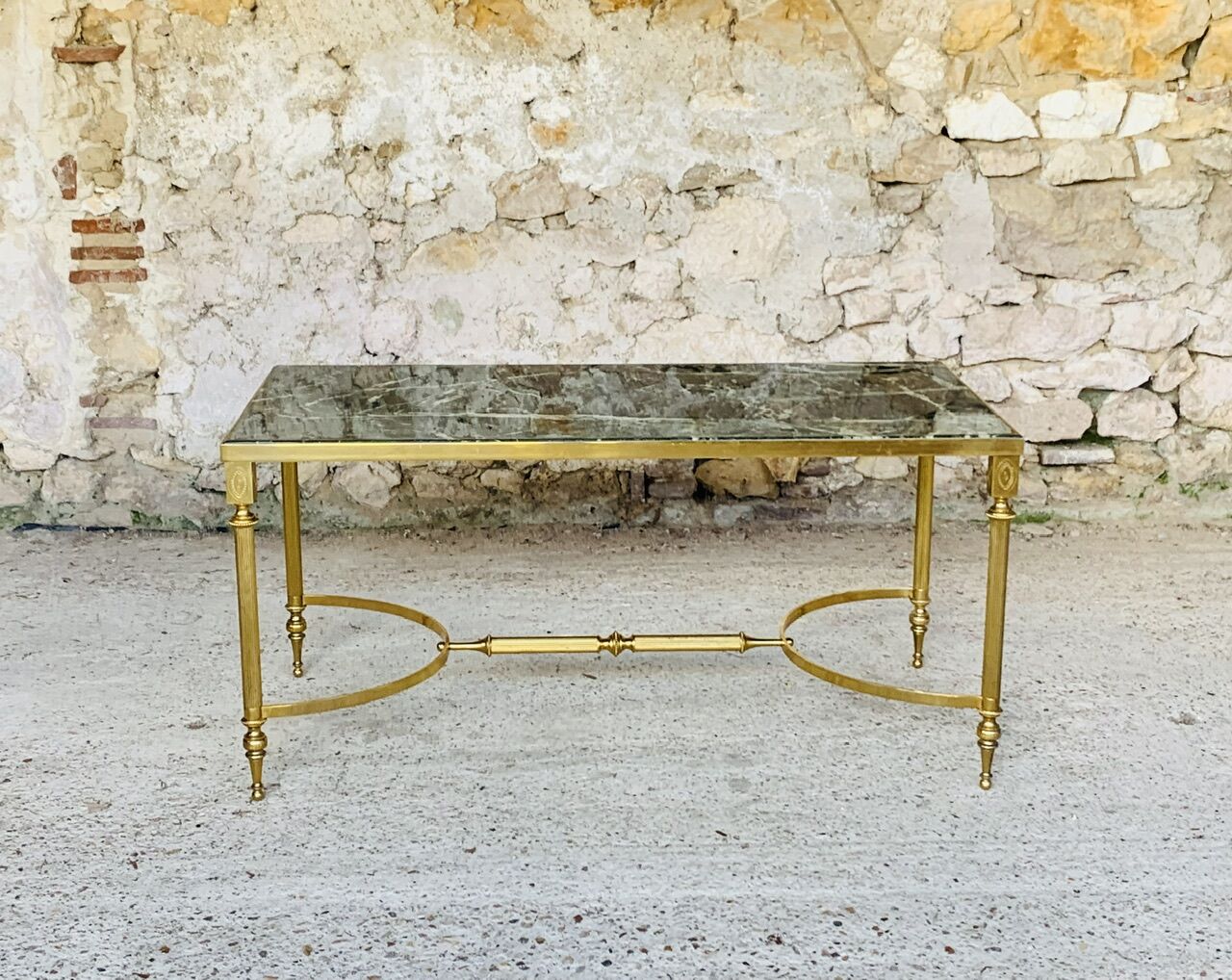 Mid-century coffee table in green marble and brass, 1960s