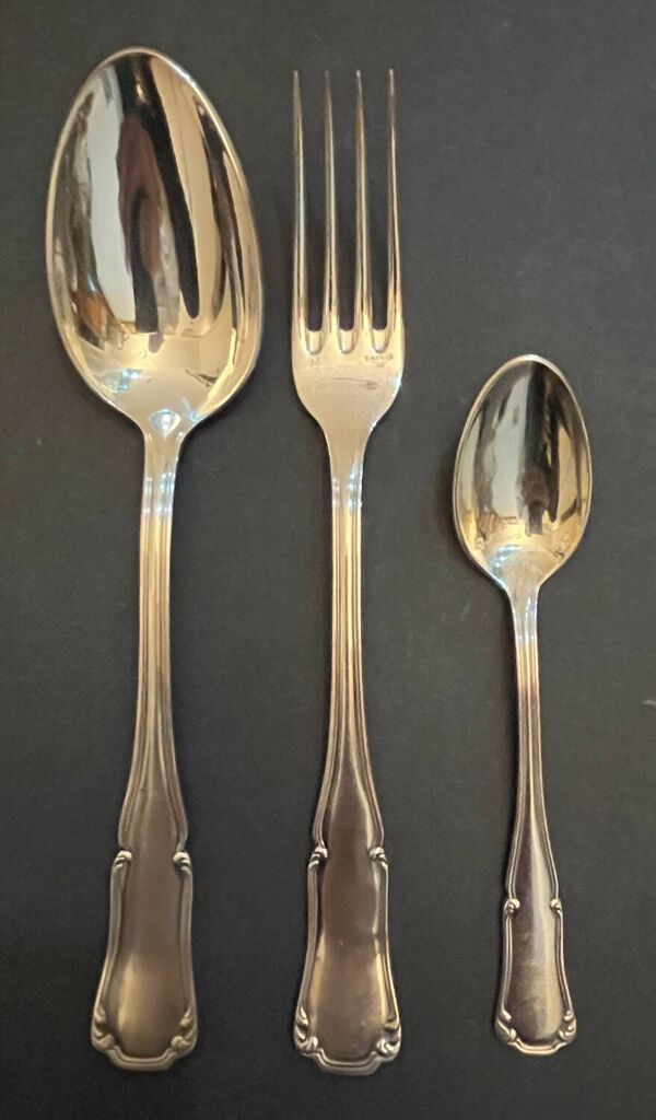 Ménagère Ercuis en métal argenté (38 pièces)