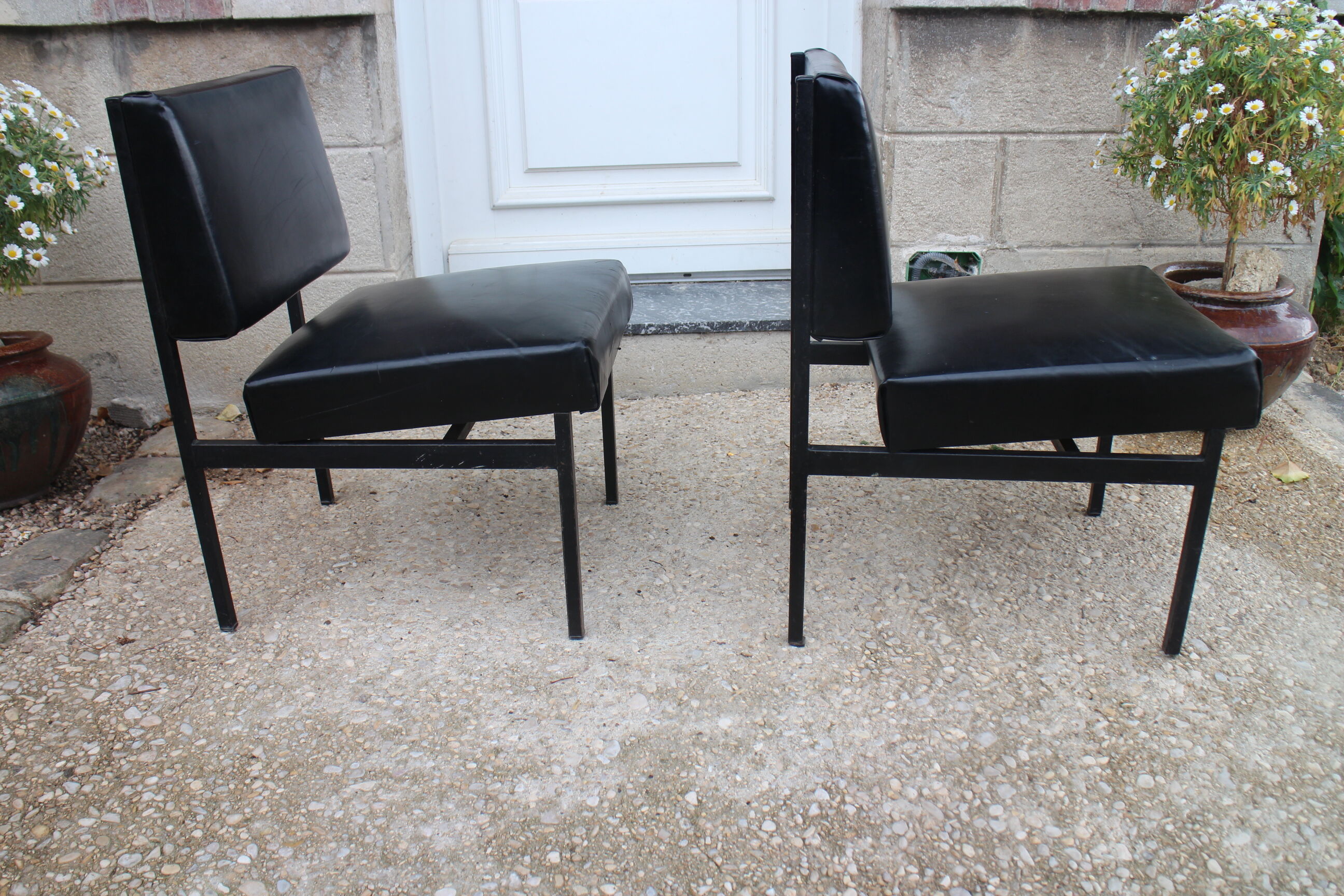 Paire de chauffeuses 1960