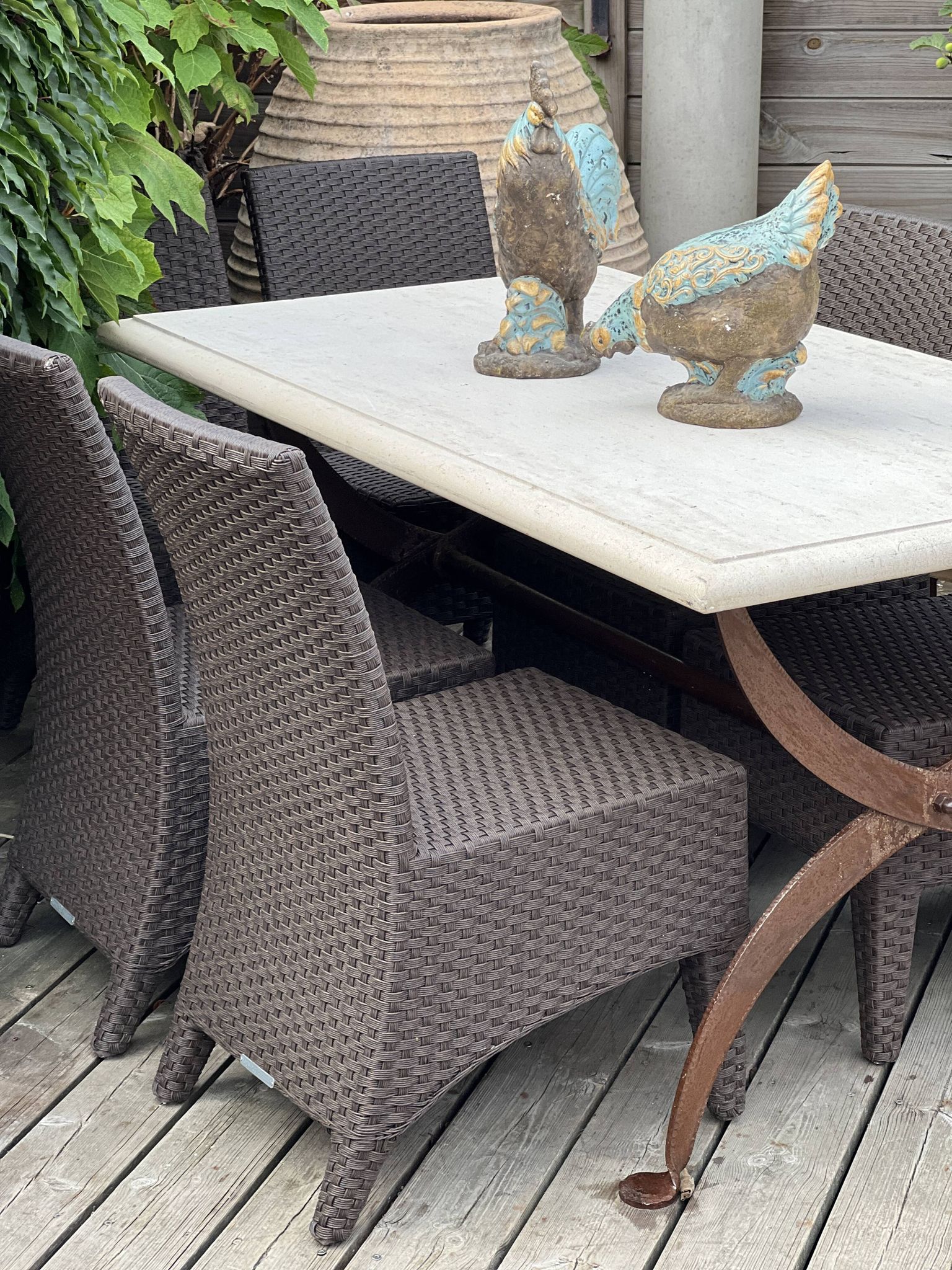 Dining table for indoors or outdoors