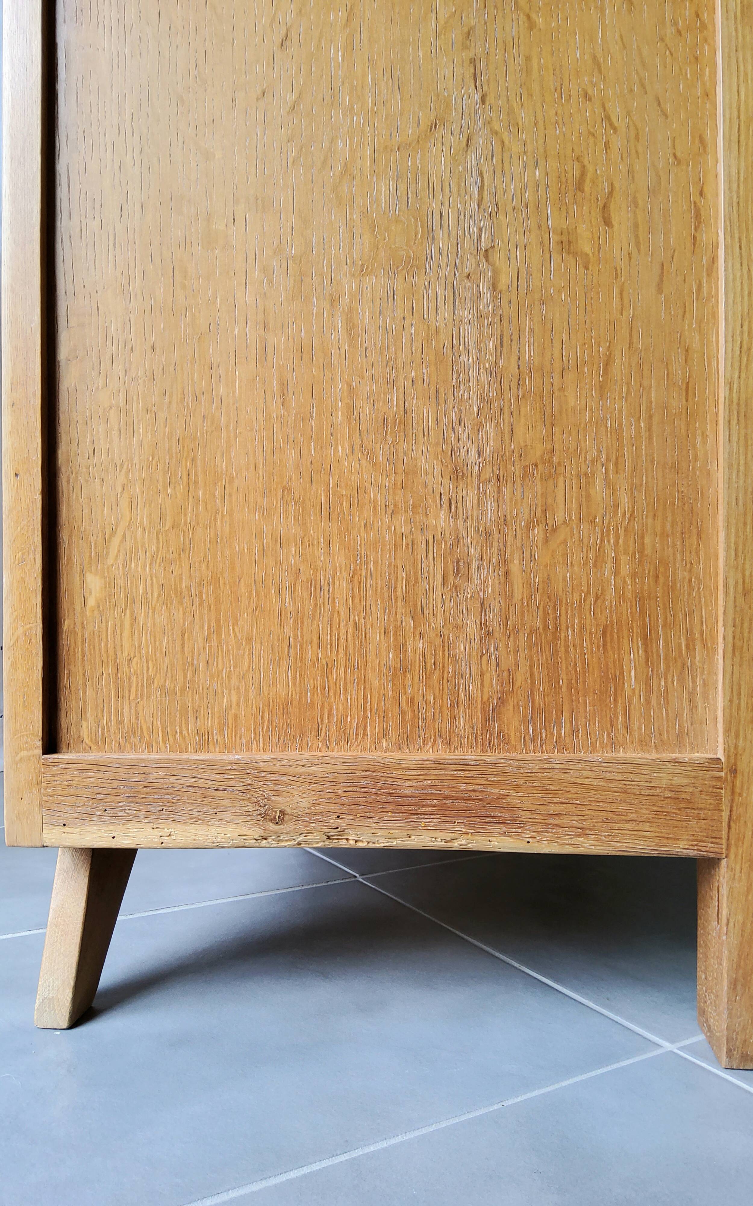 Commode vintage pieds compas