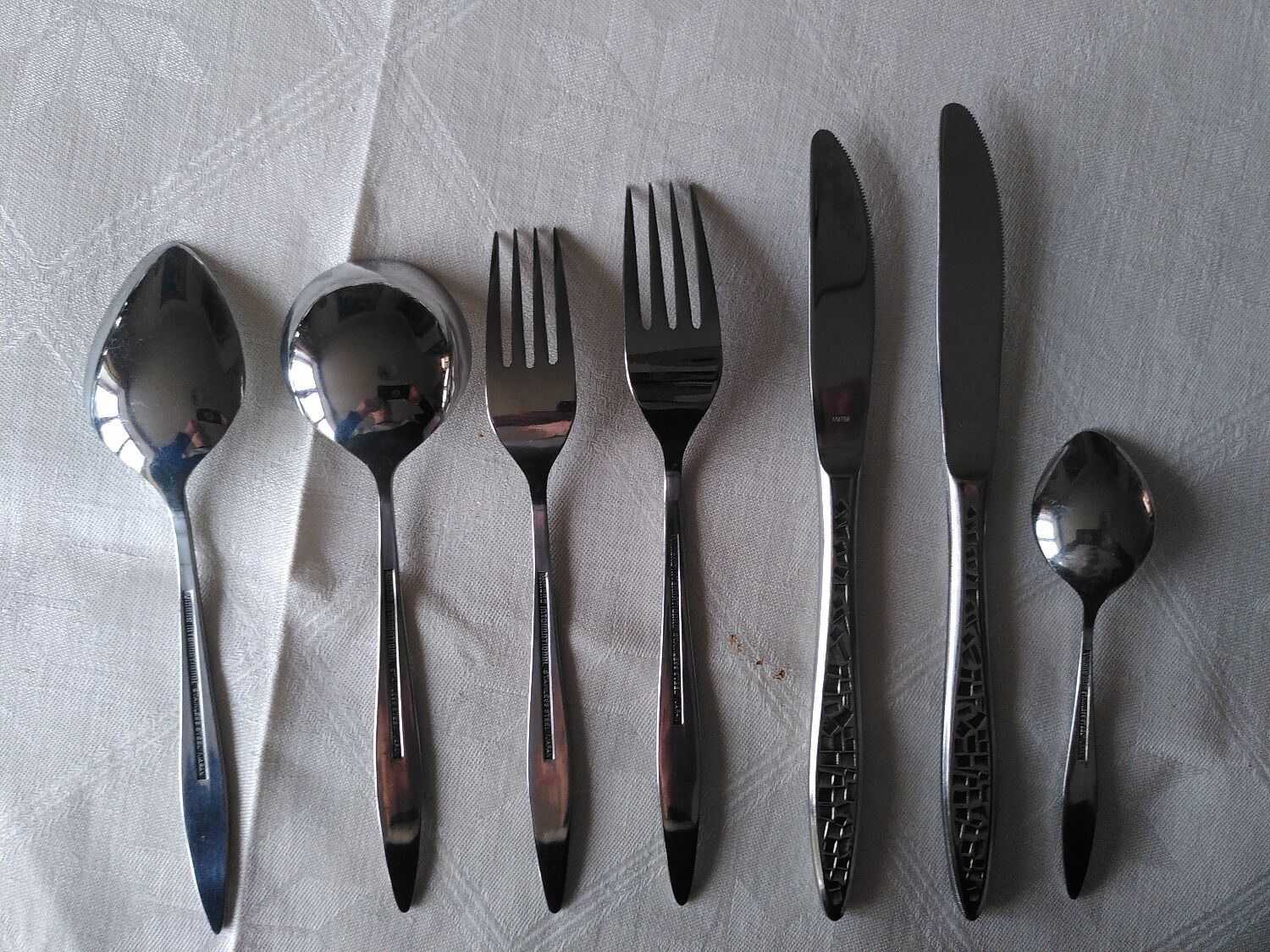 Viners stainless steel cutlery set "mosaic" model