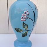 Opaline vase, Napoleon III flower bouquet decoration