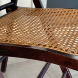 Canned folding chair