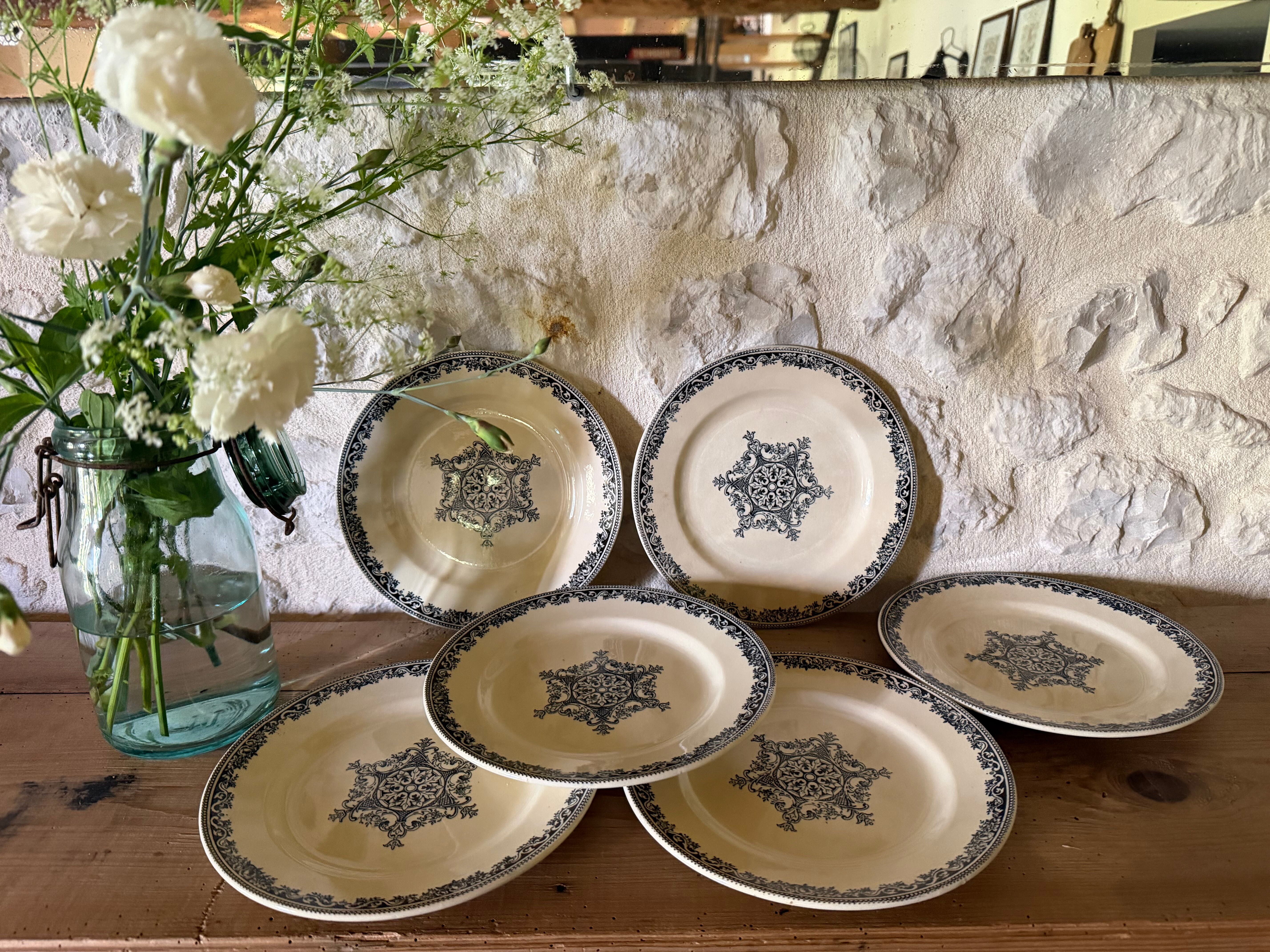 Flat plates Jules Vieillard Bordeaux in ironstone