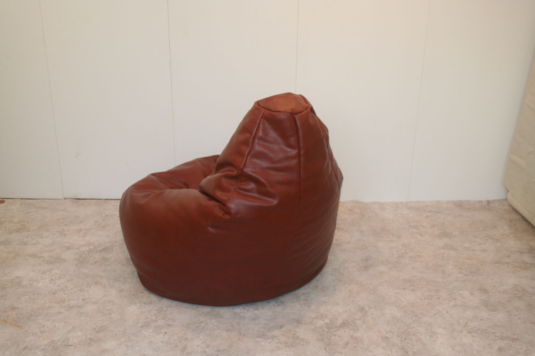 Vintage pouf