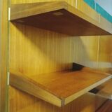 Modular wall shelf in Paolozzi teak