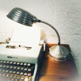 Articulated aluminum desk lamp