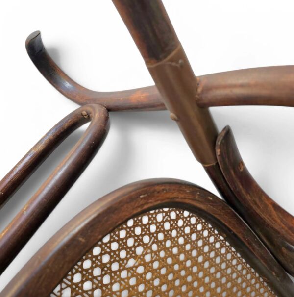 Repose-pieds en bois cintré et en osier modèle 7001 par Michael Thonet pour Thonet / années 1930