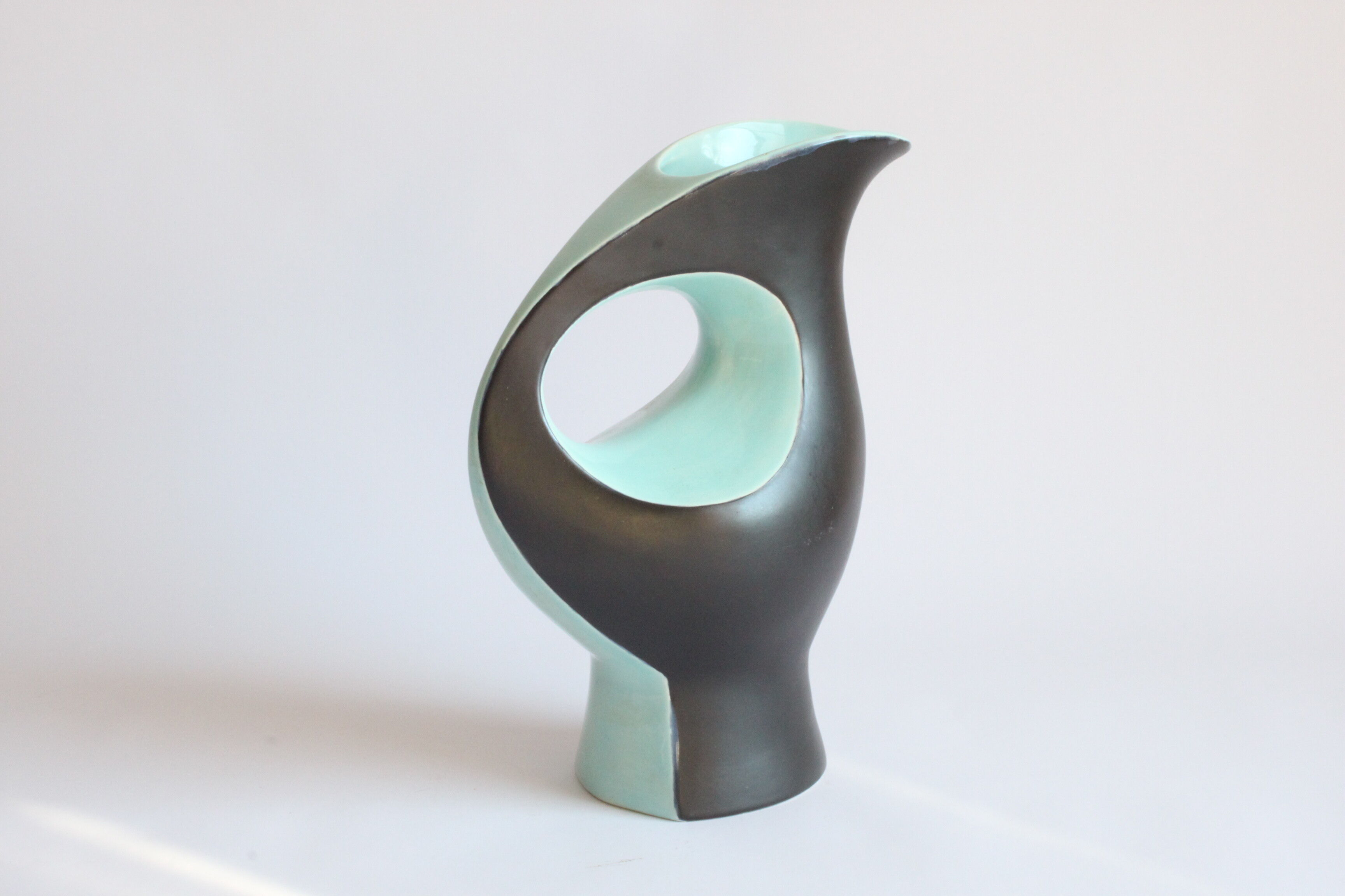 Vase en céramique zoomorphe d’André Bayer, Bruxelles années 1950