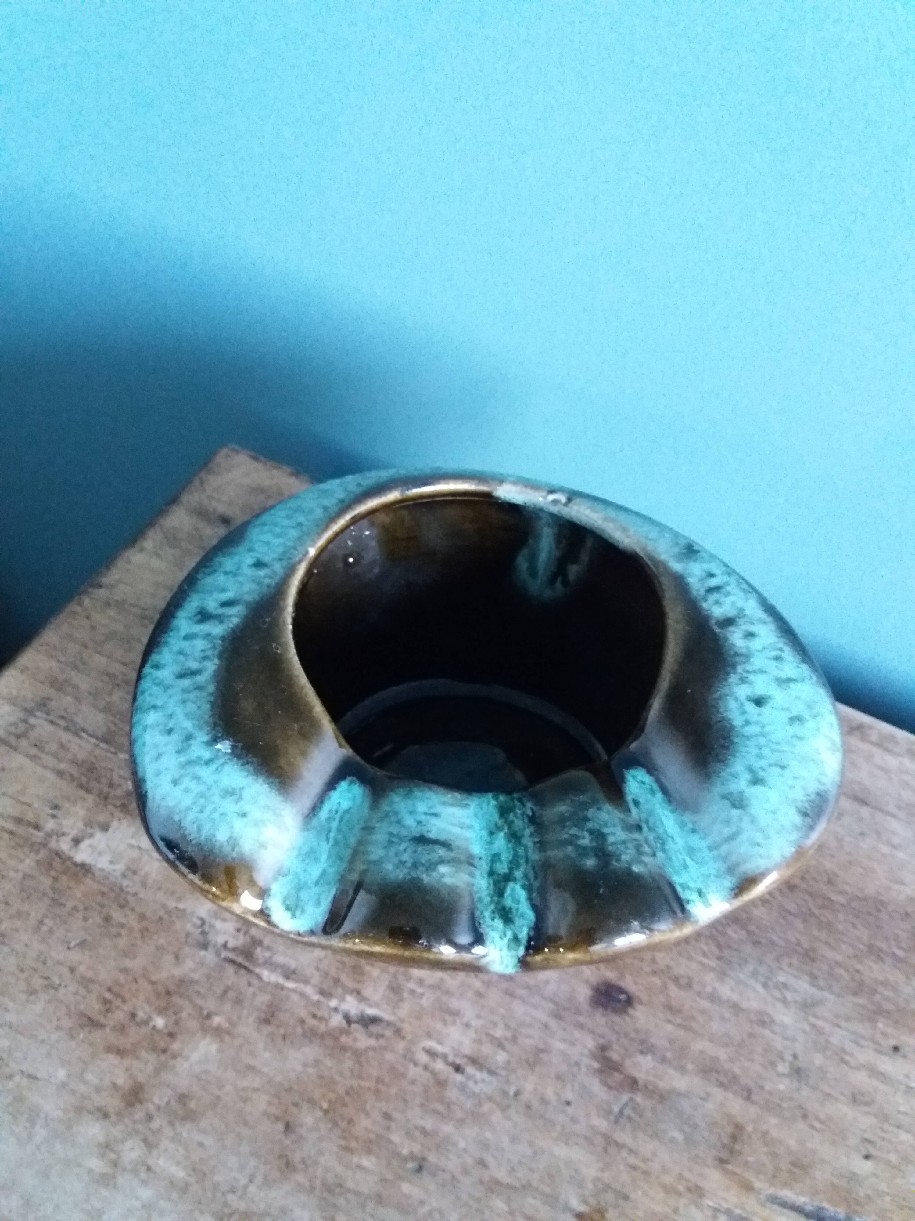 Cendrier en céramique flammée style Vallauris ou West Germany