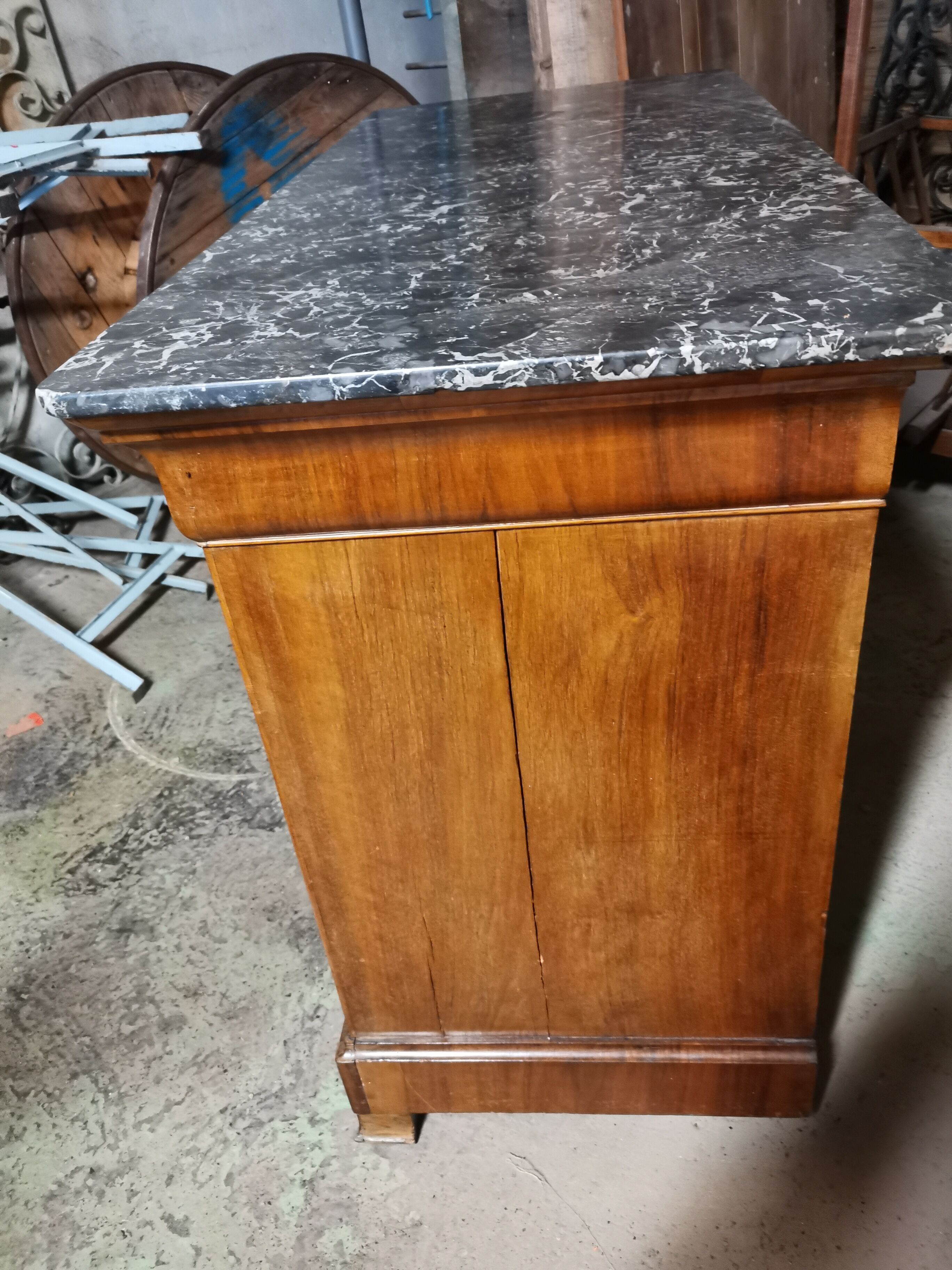 Chest of drawers Louis Philippe on marble