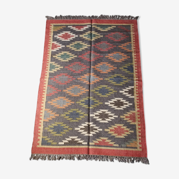 Tapis kilim en toile de jute et coton - 120cm x 180cm