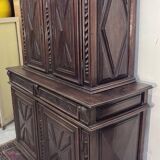 Four-panel buffet from the Louis XIII period in solid walnut.