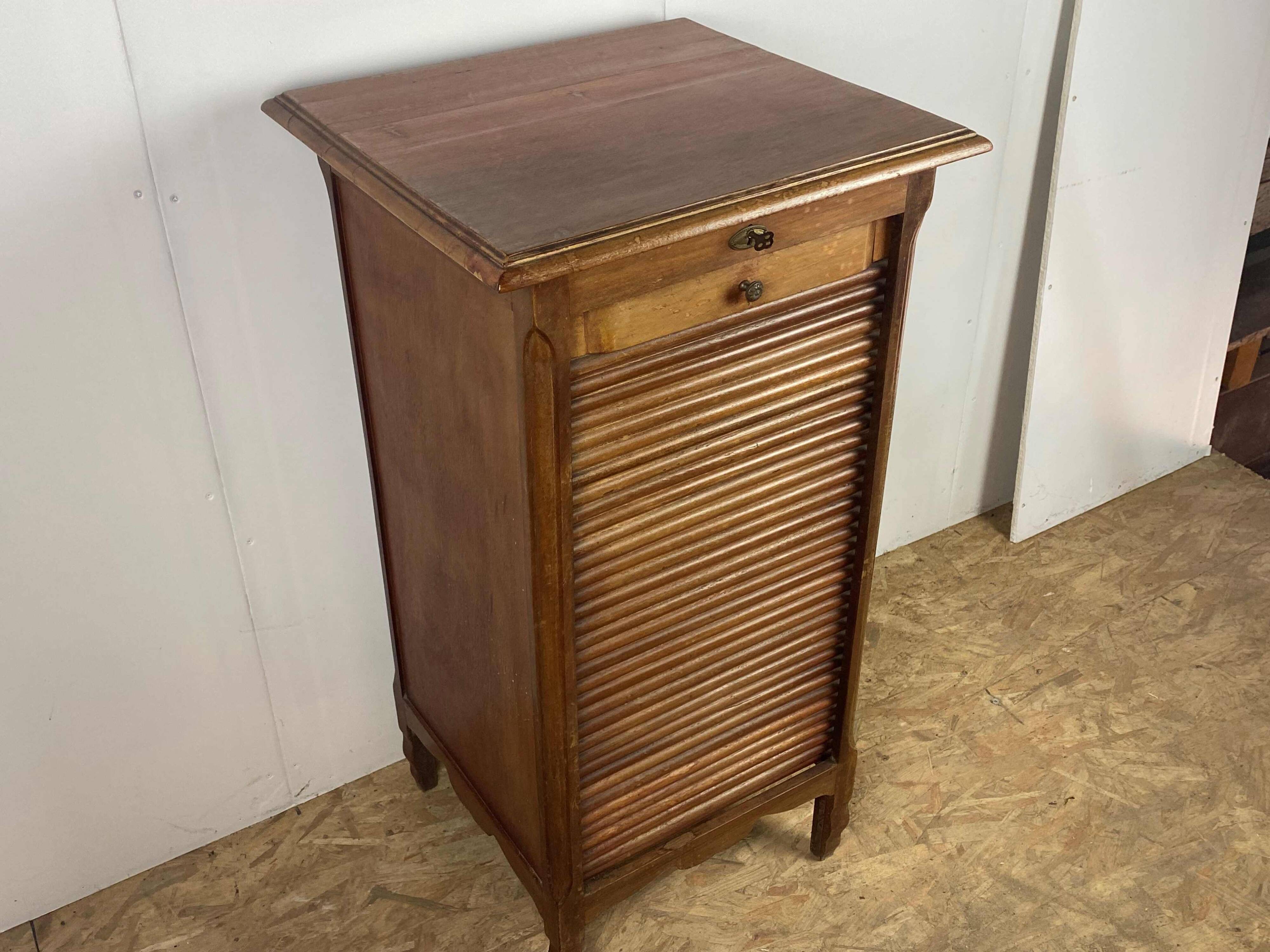 Cabinet with curtained in oak 1930