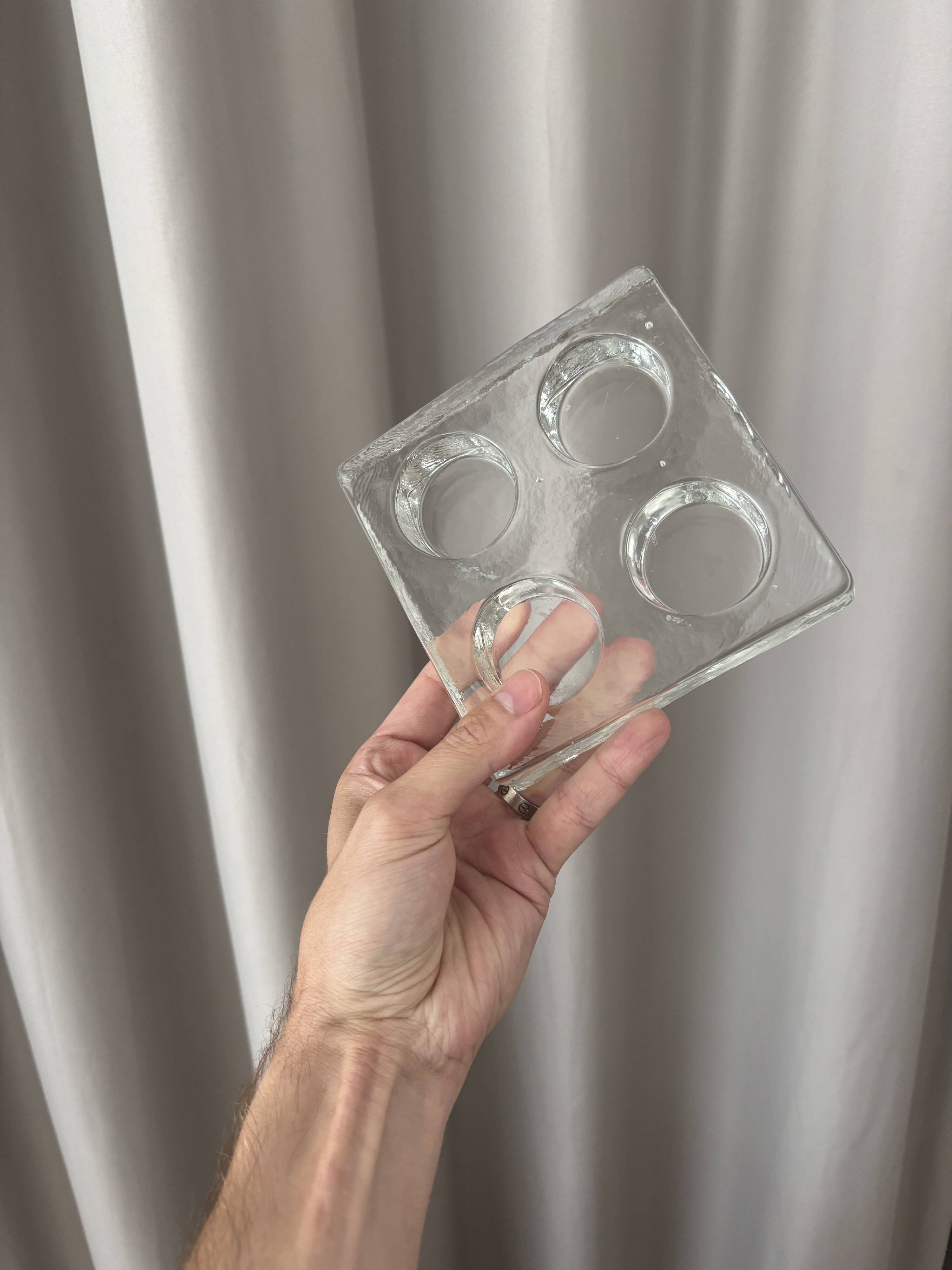 Brustalist tealight holder