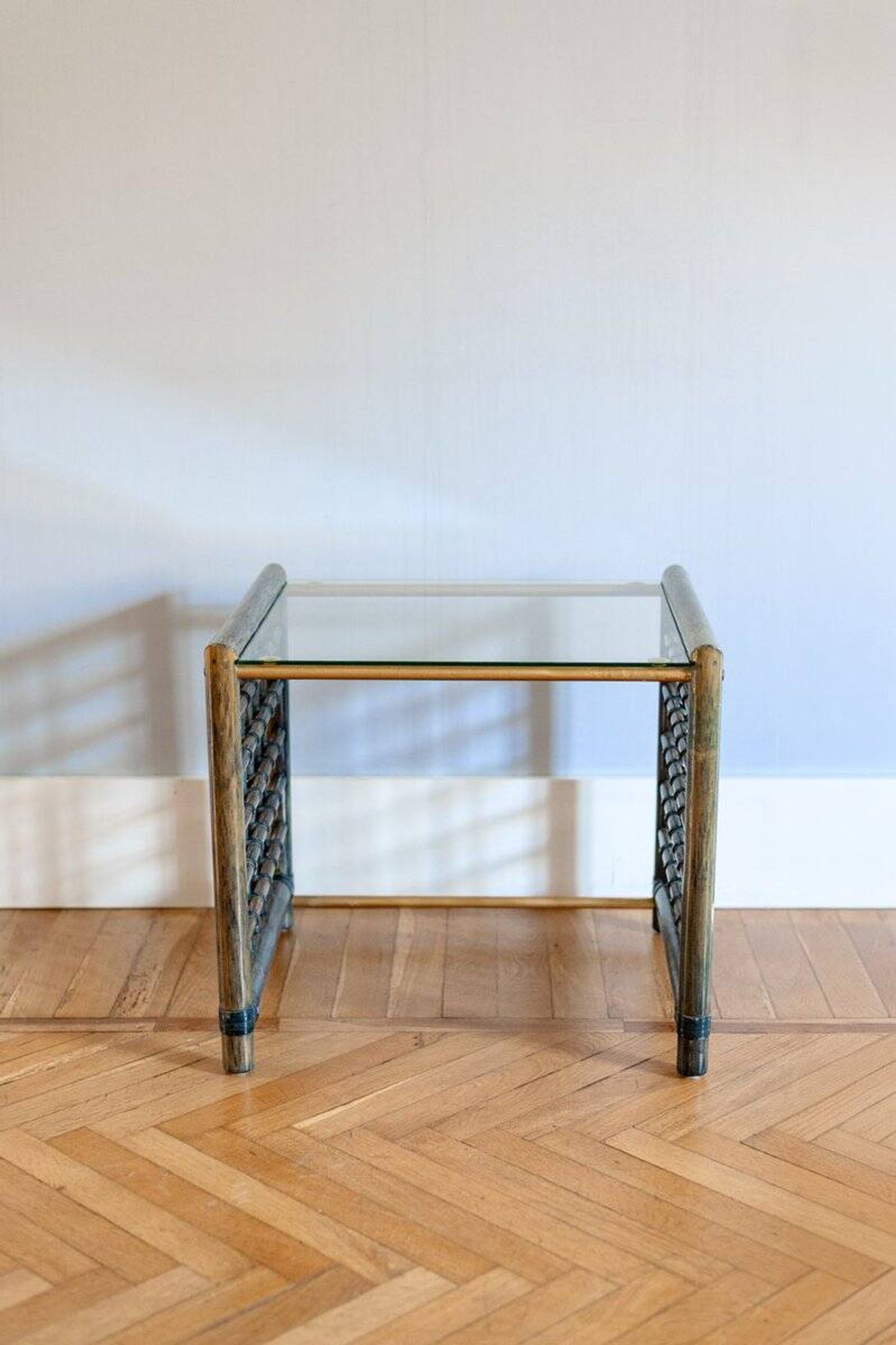 Vintage nesting tables in bamboo with glass top by Gallotti & Radice, 1970, set of 3.