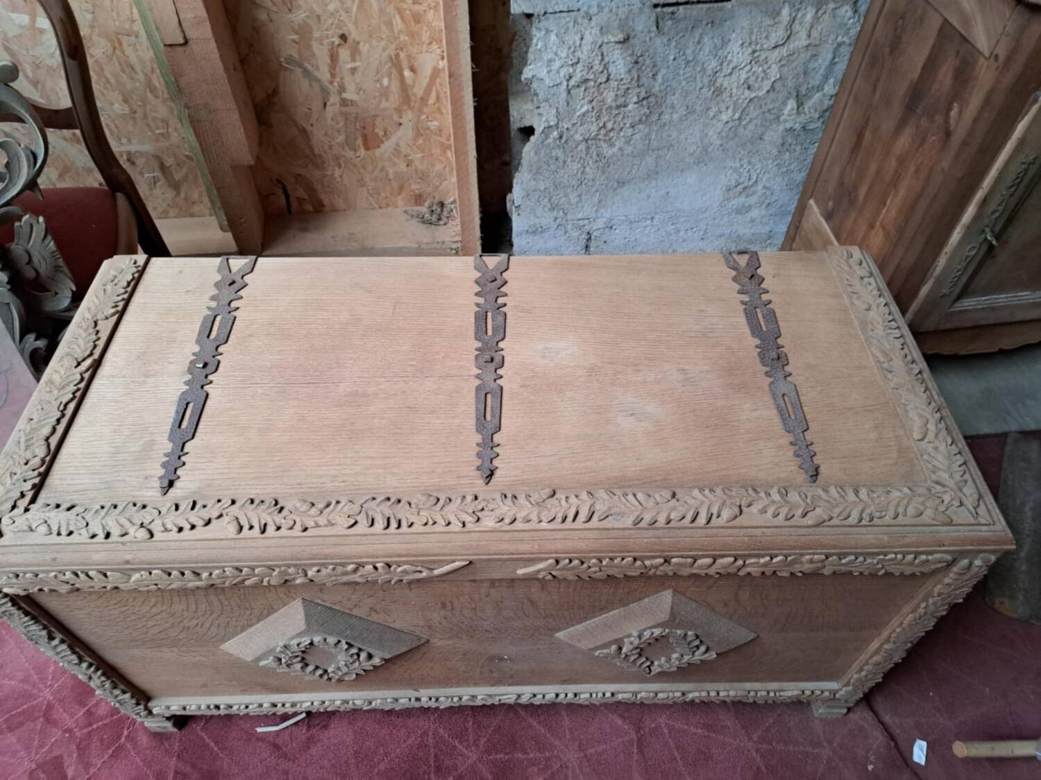 Solid wood chest