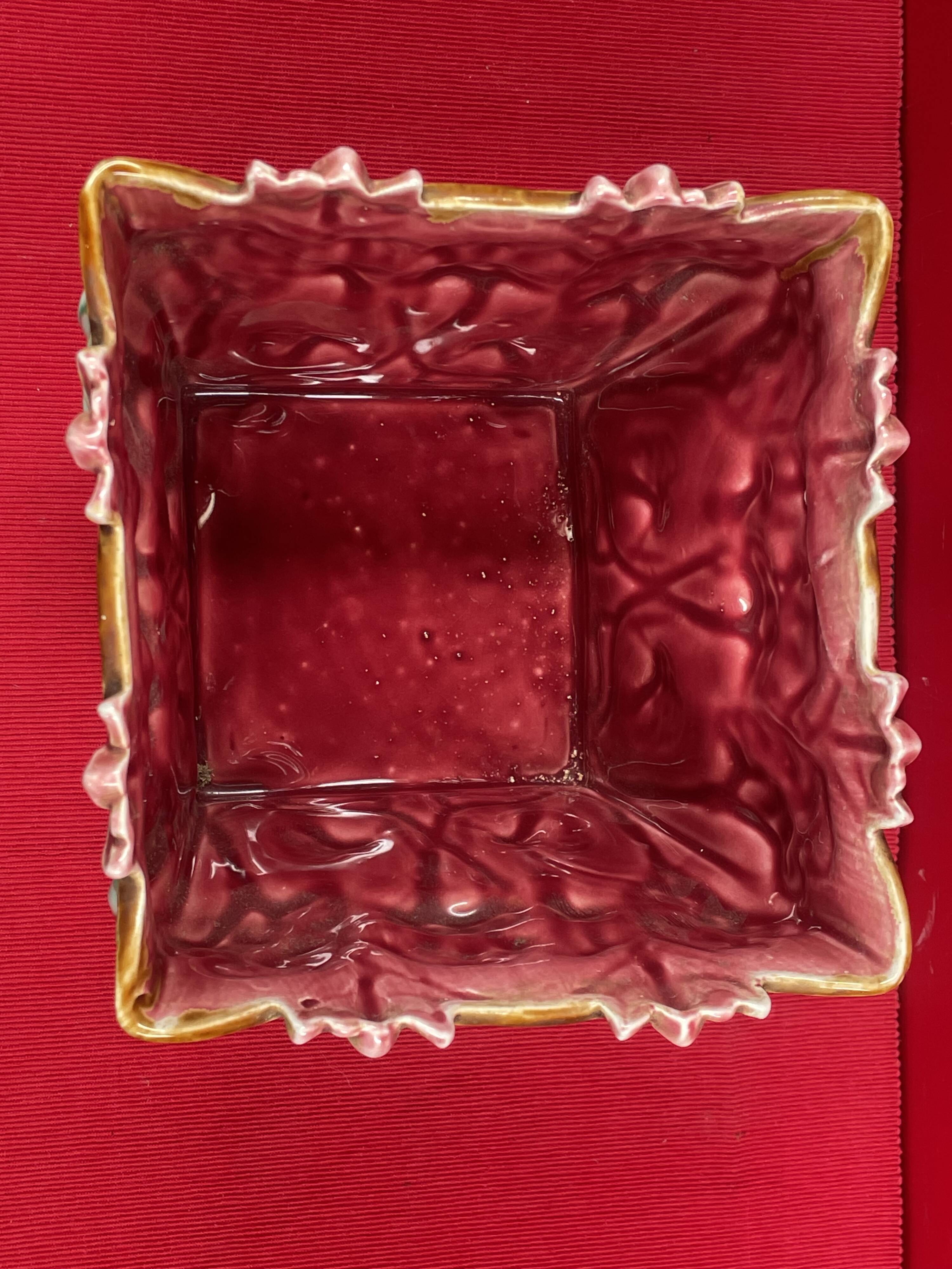 Barbotine flower pot with cyclamen floral decoration - Onnaing - Height 16 cm