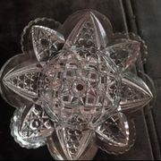 Beurrier ancien en verre taillé