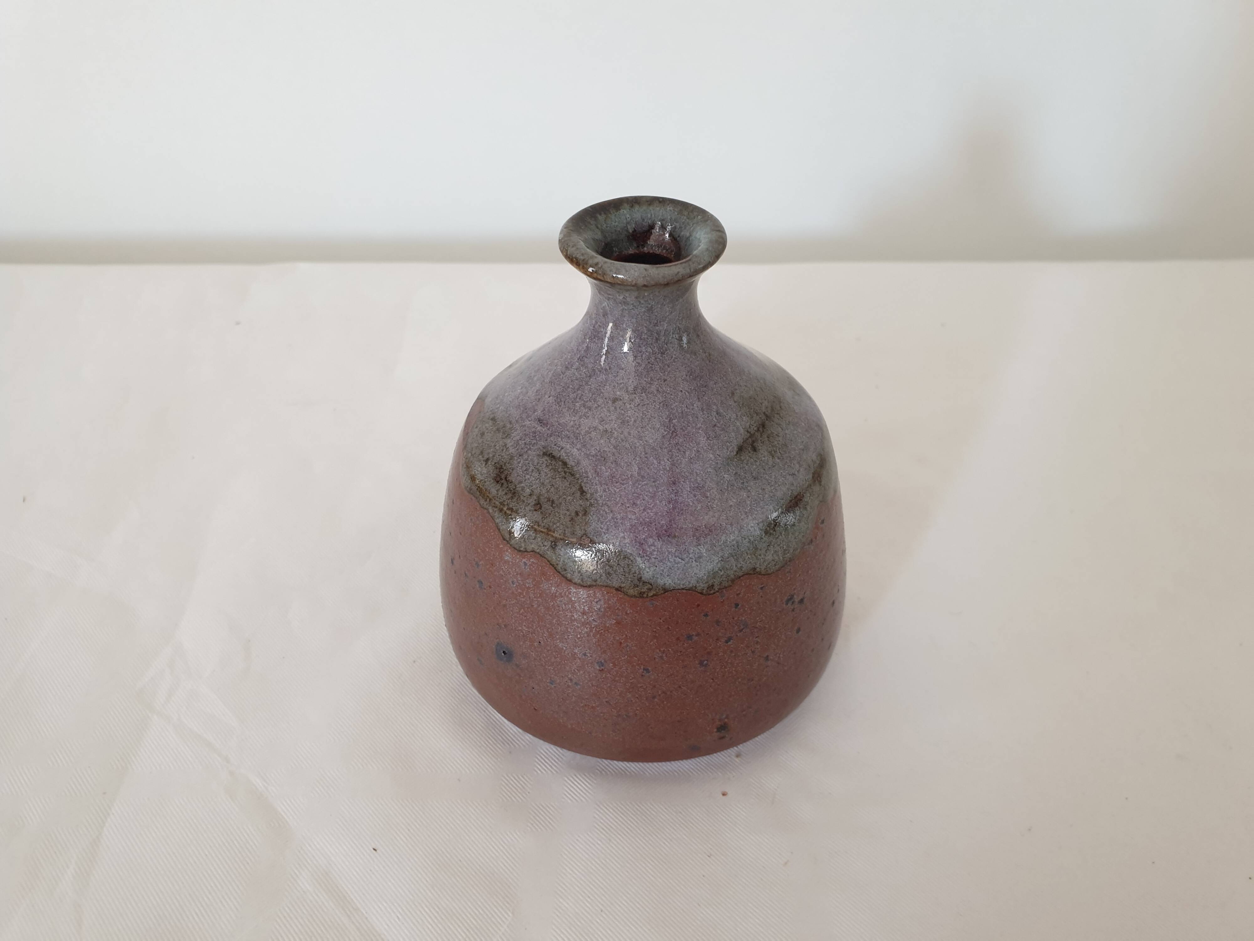 Small ceramic vase signed Montrond - Height 9.5cm