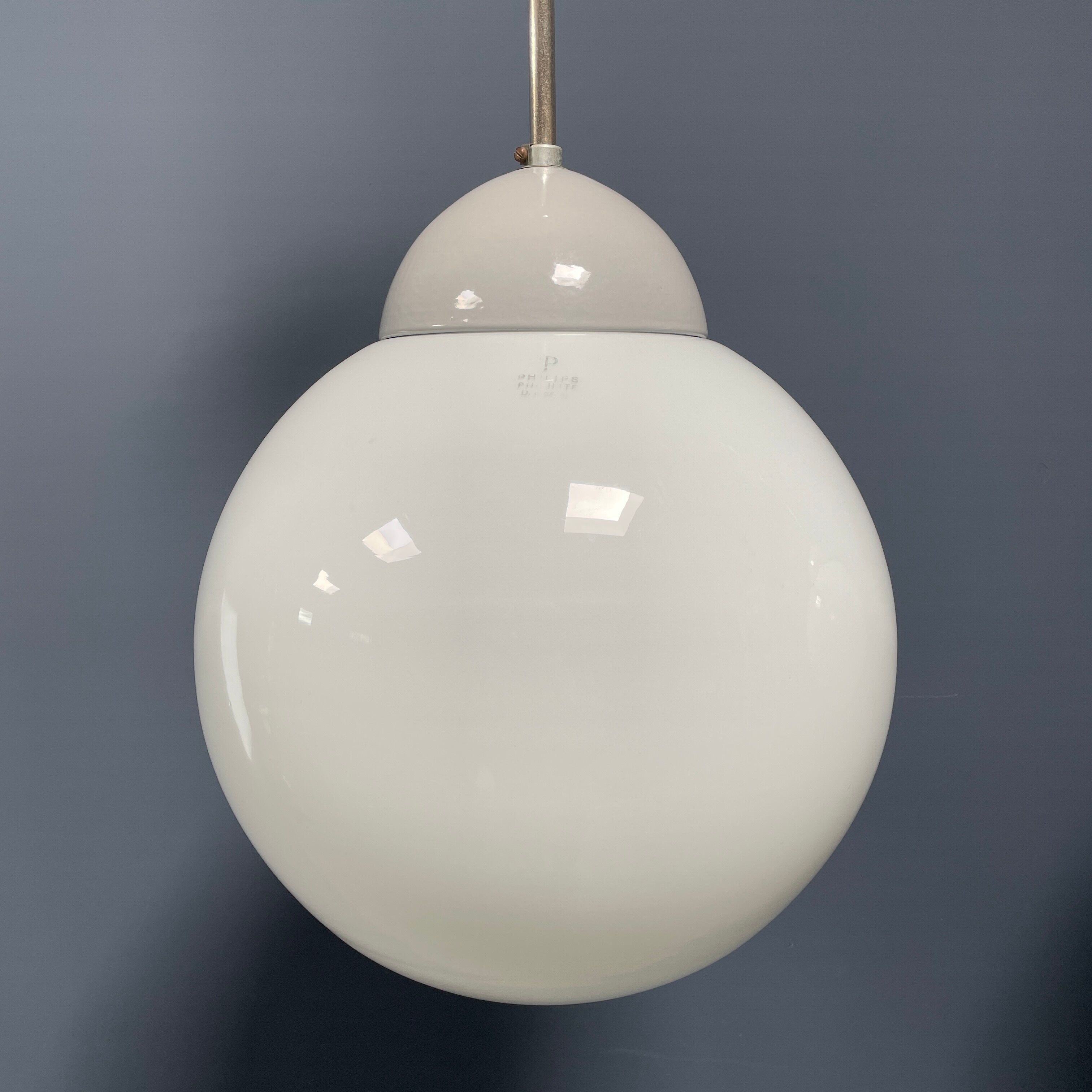 Ensemble de deux suspensions opalines Philips Phililight