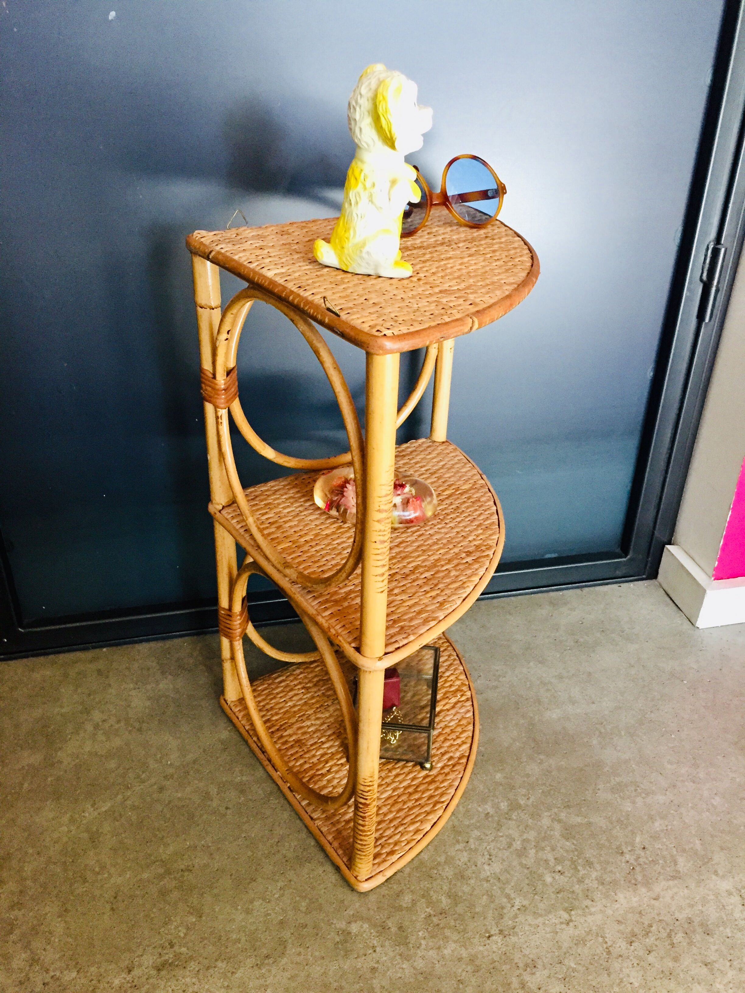 Wicker corner shelf